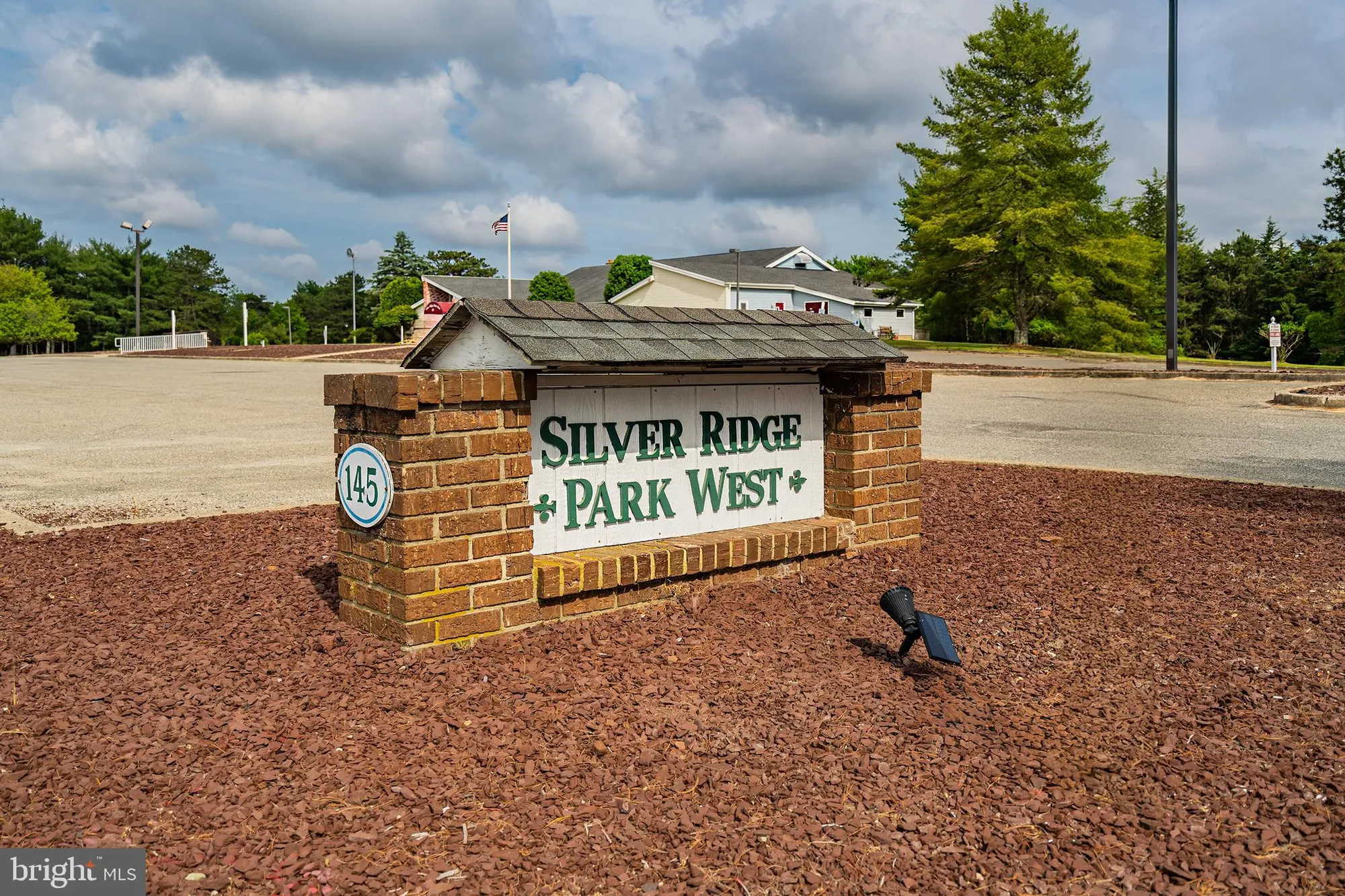 Property Slideshow image 27 of 36 | 90 westbrook dr, Toms River, NJ, 08757