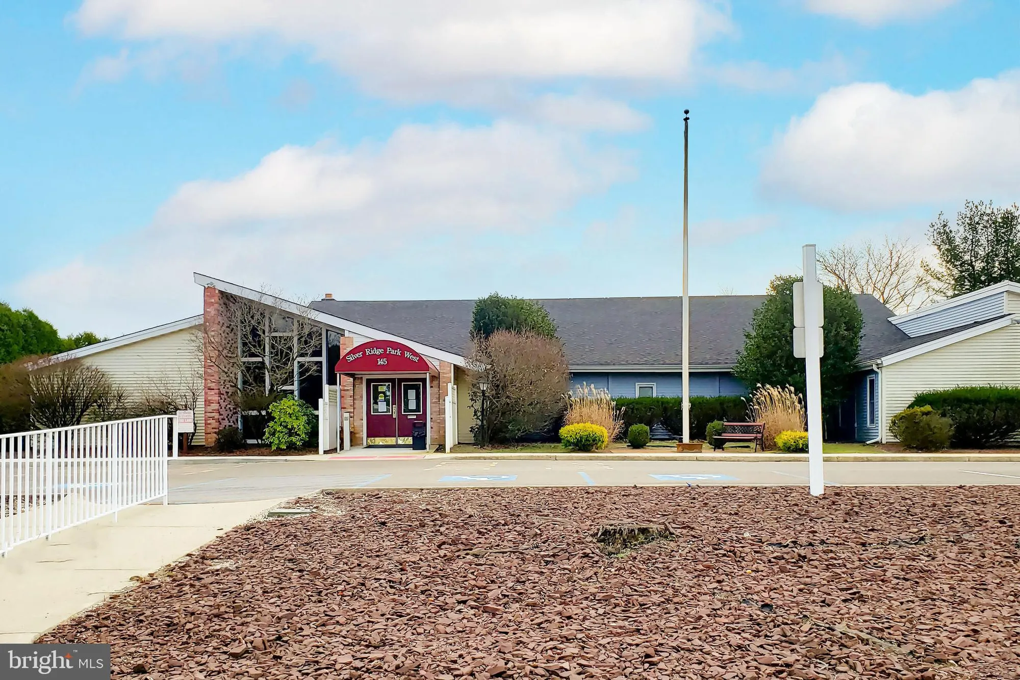 Property Slideshow image 30 of 36 | 90 westbrook dr, Toms River, NJ, 08757