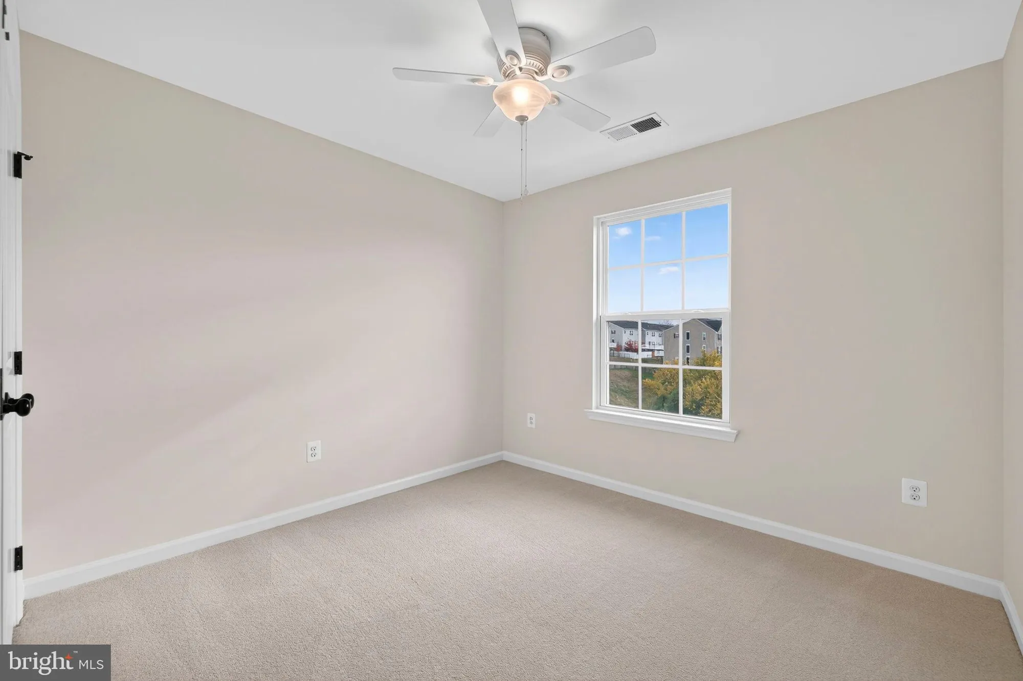 Property Slideshow image 34 of 50 | 182 trout lily dr, Lake Frederick, VA, 22630