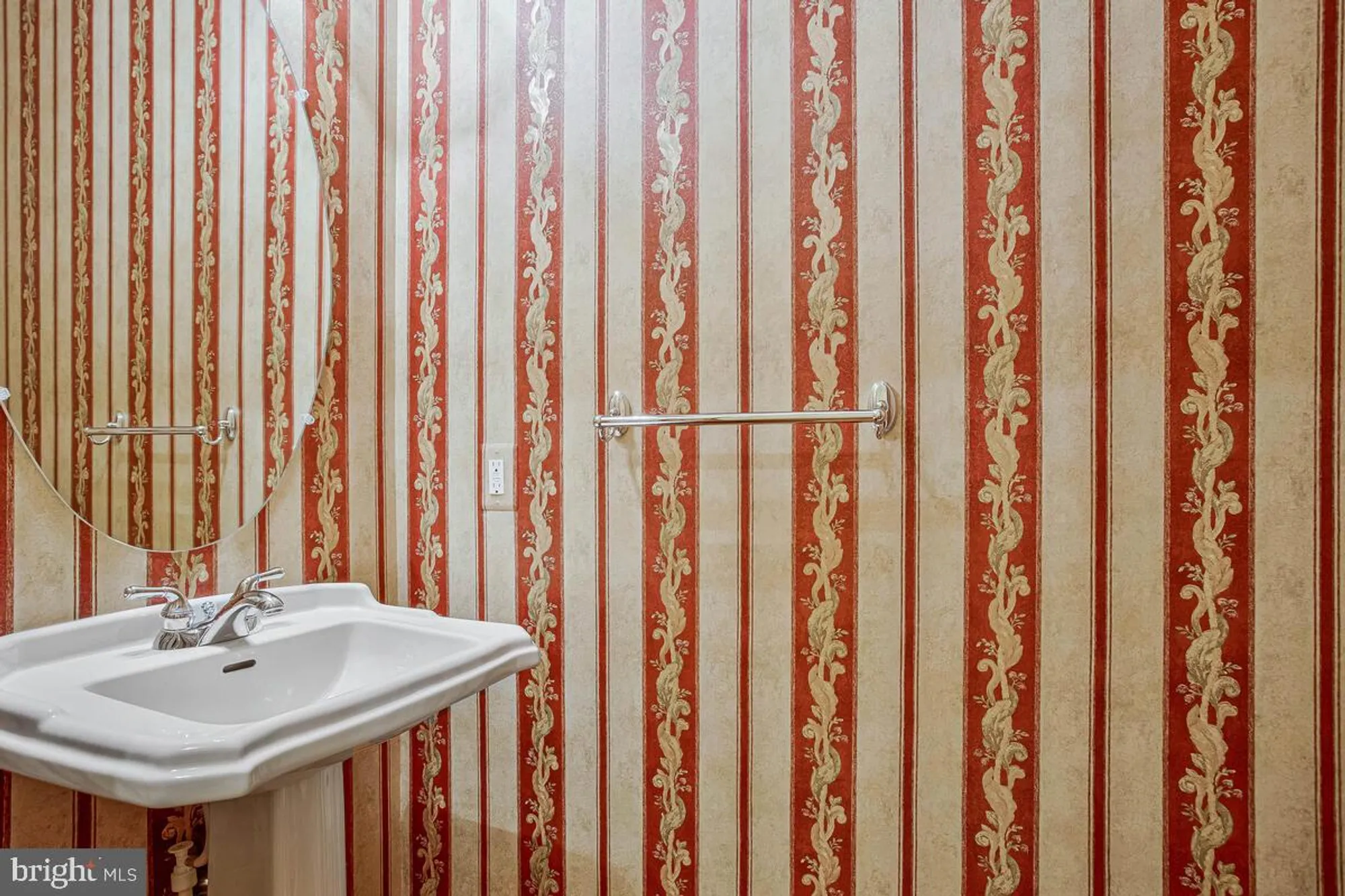 Property Slideshow image 18 of 72 | 8740 endless ocean way 26, Columbia, MD, 21045