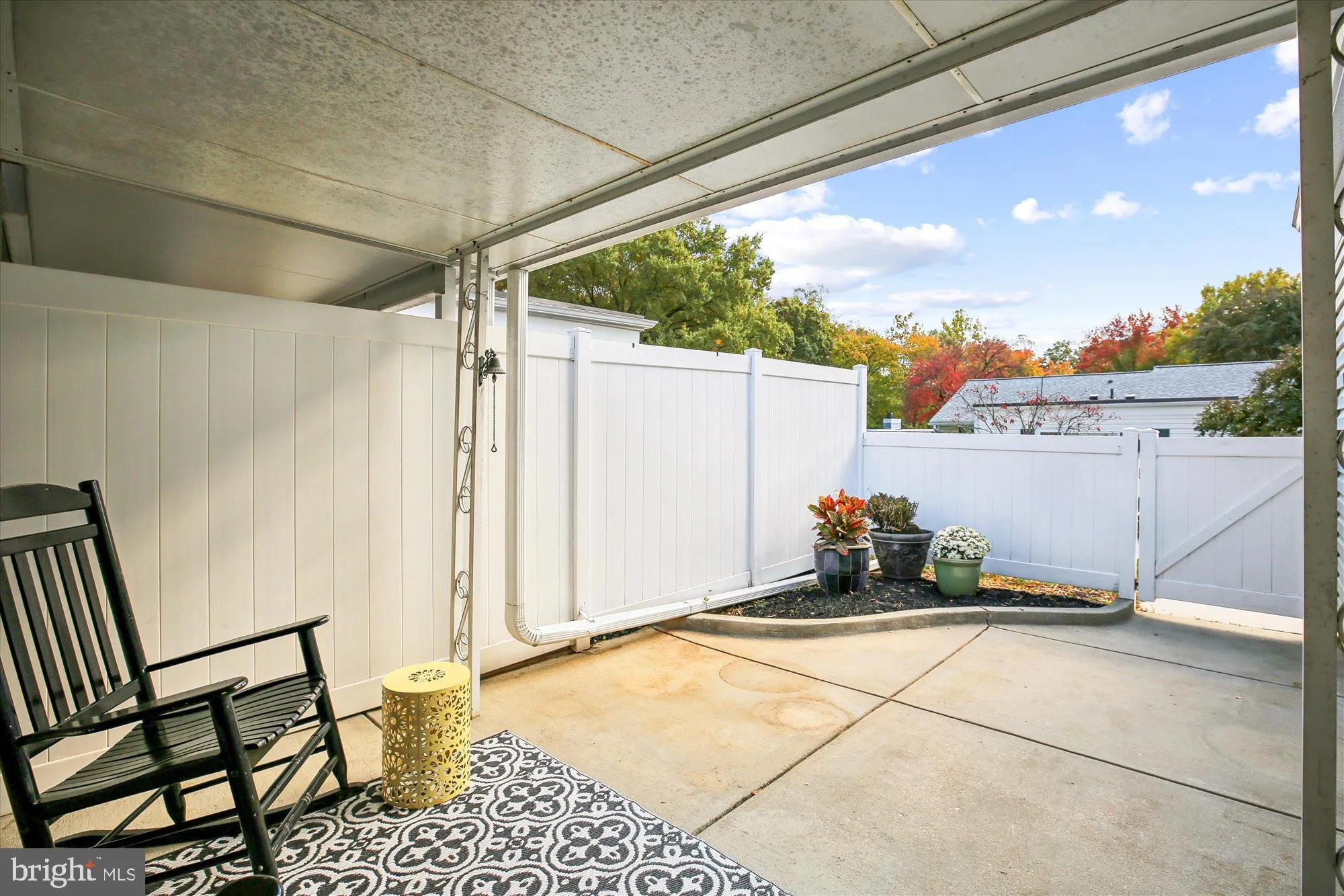 Property Slideshow image 17 of 28 | 3220 ludham dr # 196a, Silver Spring, MD, 20906