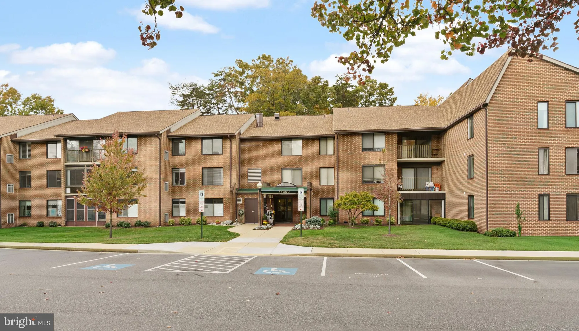 Property Slideshow image 1 of 31 | 15300 beaverbrook ct # 88-3f, Silver Spring, MD, 20906