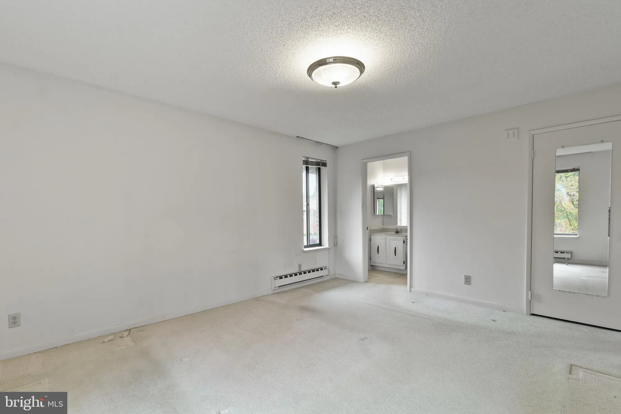Property Slideshow image 15 of 31 | 15300 beaverbrook ct # 88-3f, Silver Spring, MD, 20906