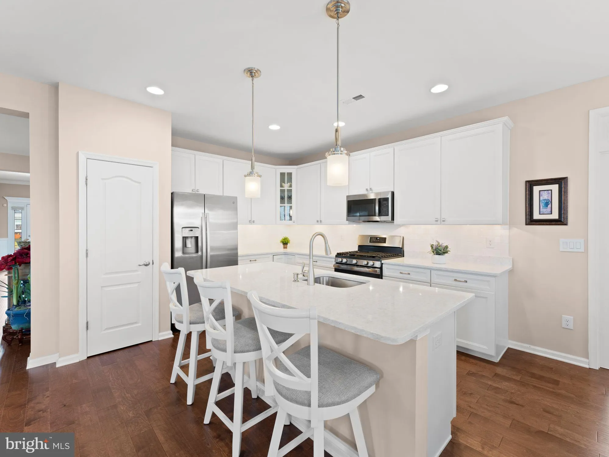 Property Slideshow image 12 of 33 | 215 kippen dr, Williamstown, NJ, 08094