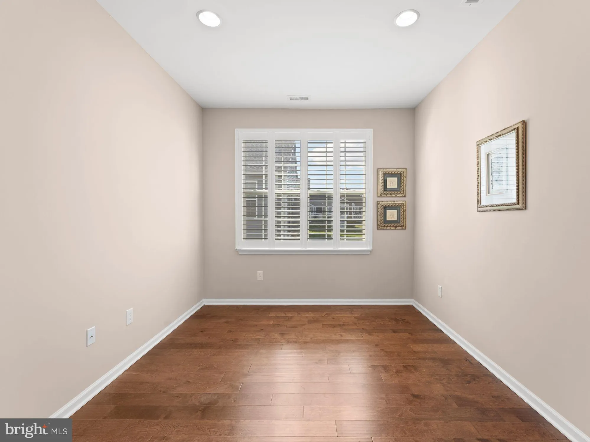 Property Slideshow image 18 of 33 | 215 kippen dr, Williamstown, NJ, 08094