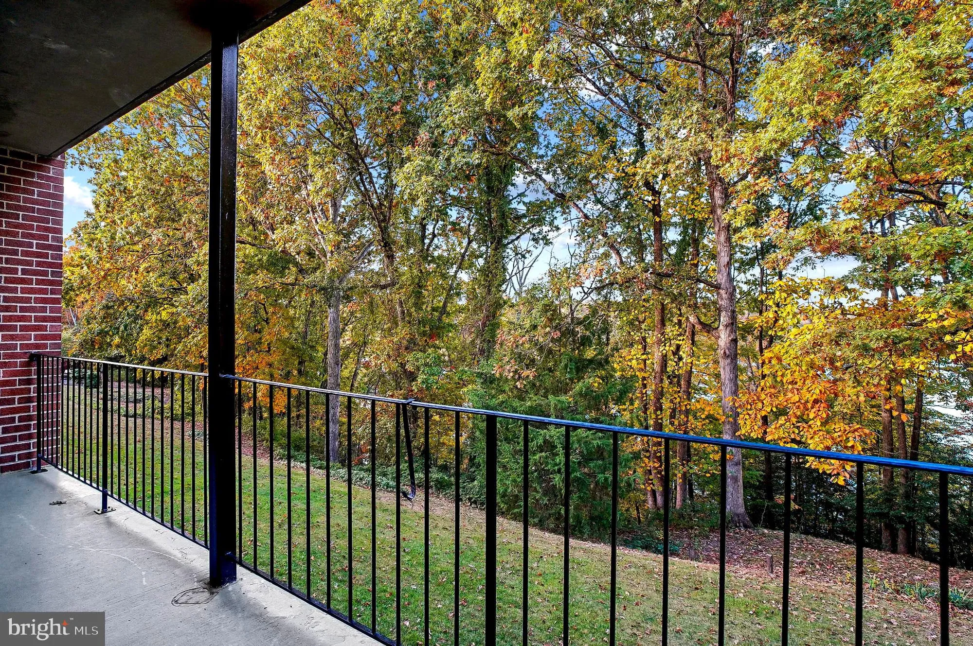 Property Slideshow image 4 of 53 | 2900 shipmaster way apt 216, Annapolis, MD, 21401