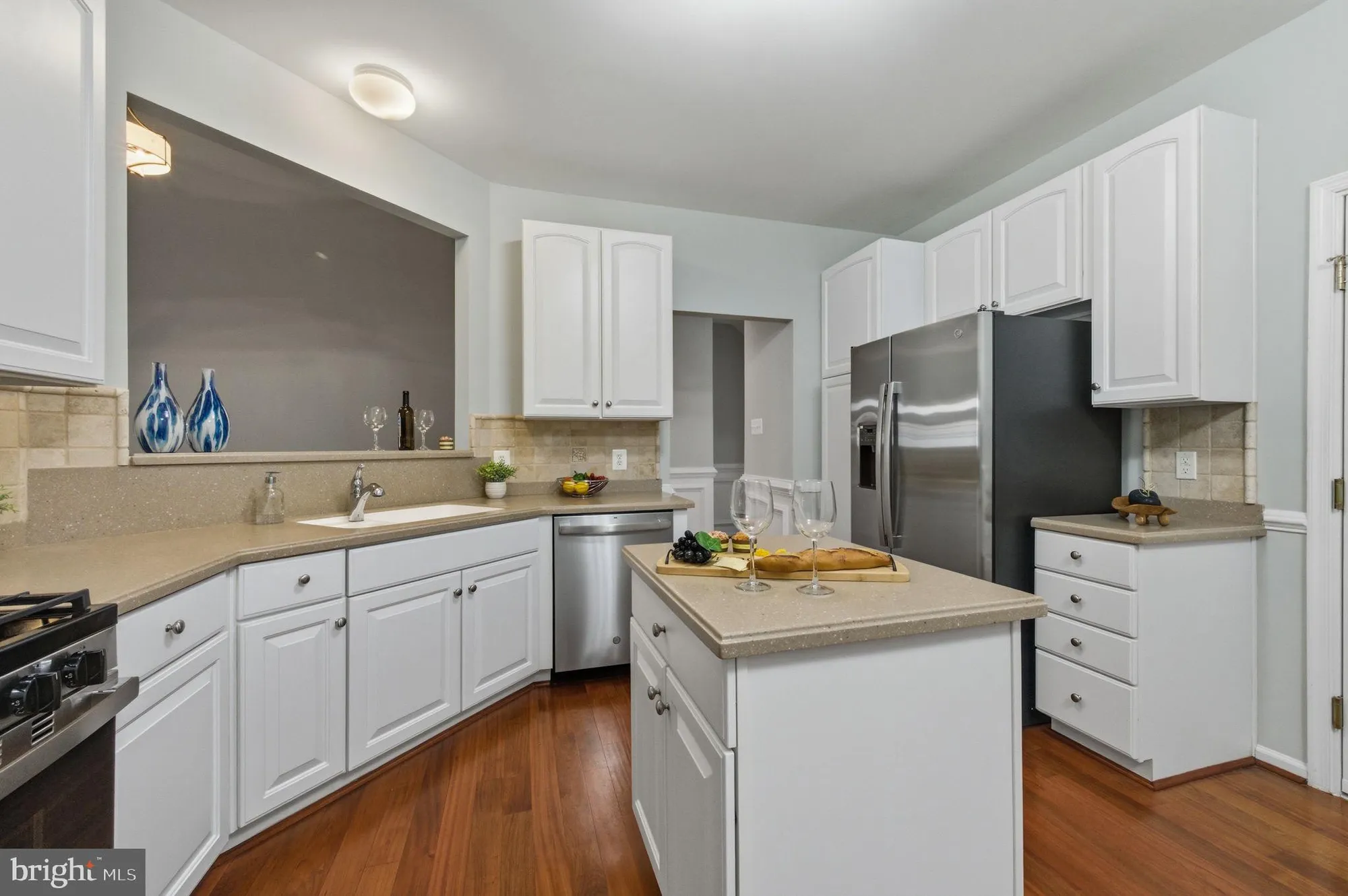 Property Slideshow image 8 of 48 | 372 cassell ct # 372, Wilmington, DE, 19803