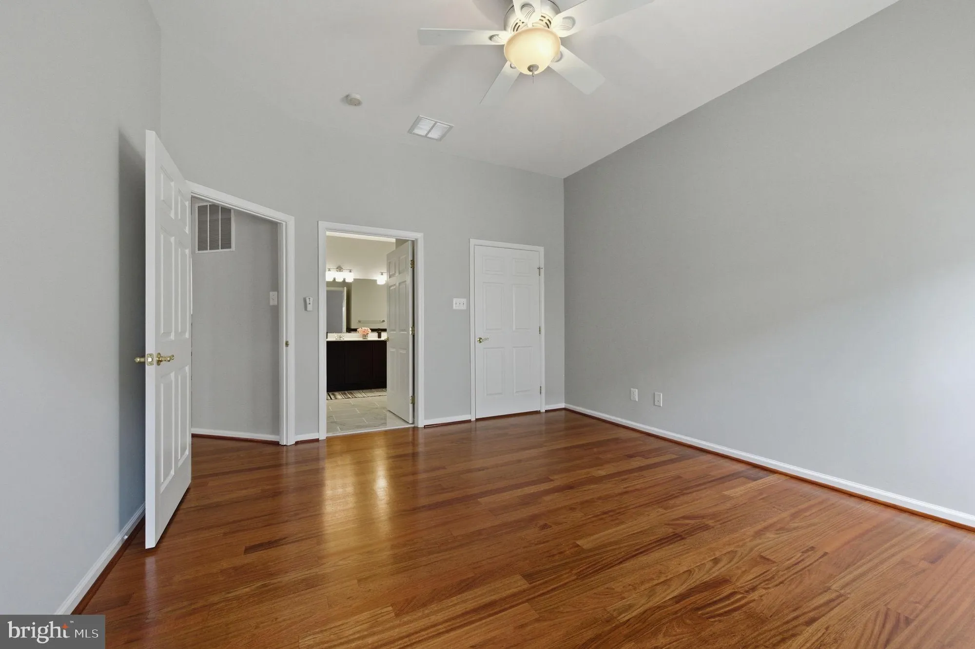 Property Slideshow image 21 of 48 | 372 cassell ct # 372, Wilmington, DE, 19803