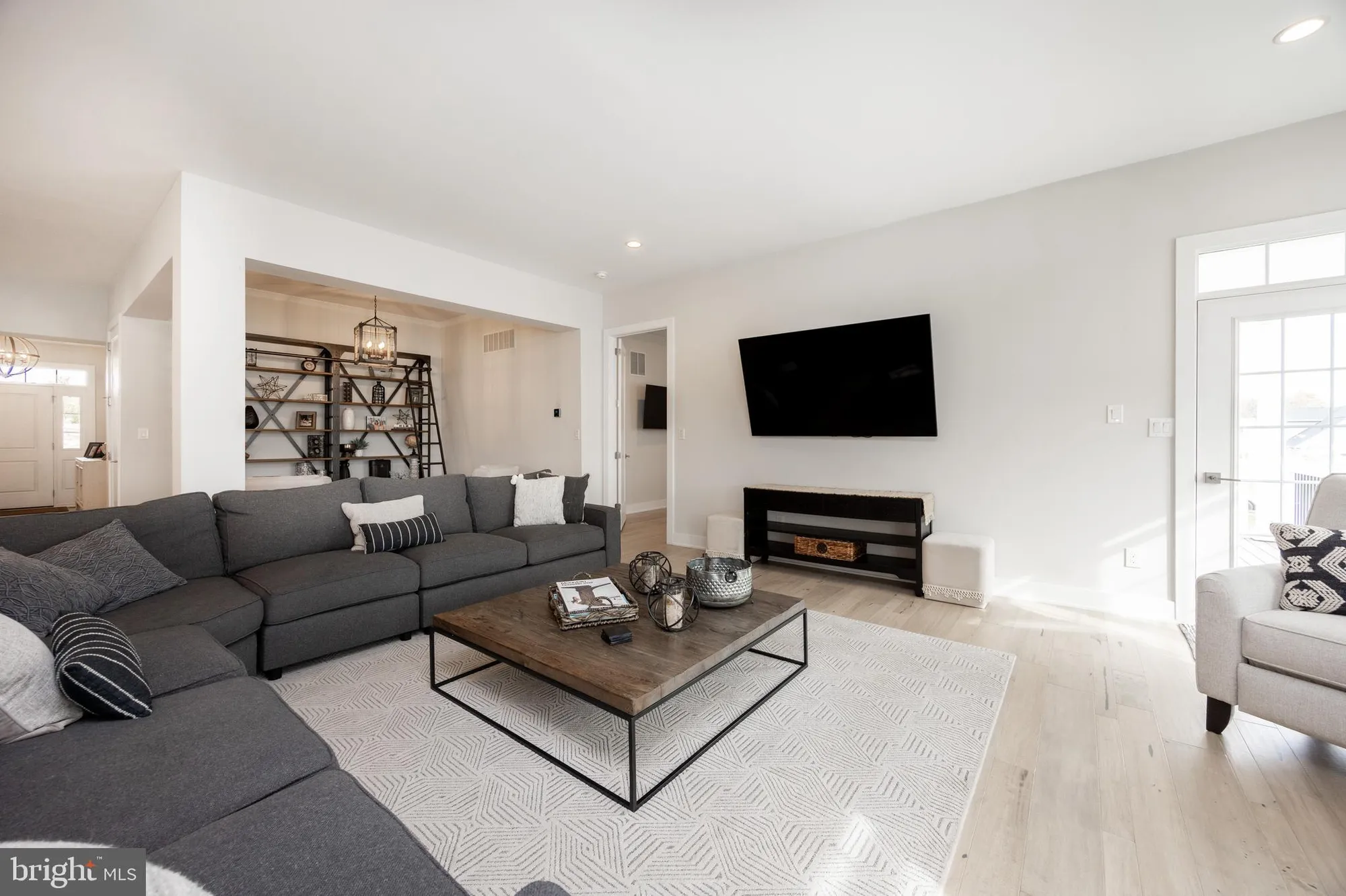 Property Slideshow image 20 of 42 | 609 metal st, Phoenixville, PA, 19460