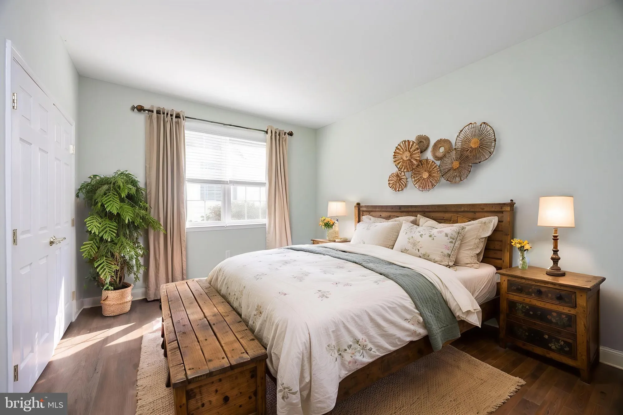 Property Slideshow image 27 of 44 | 4397 meadowridge ln, Collegeville, PA, 19426