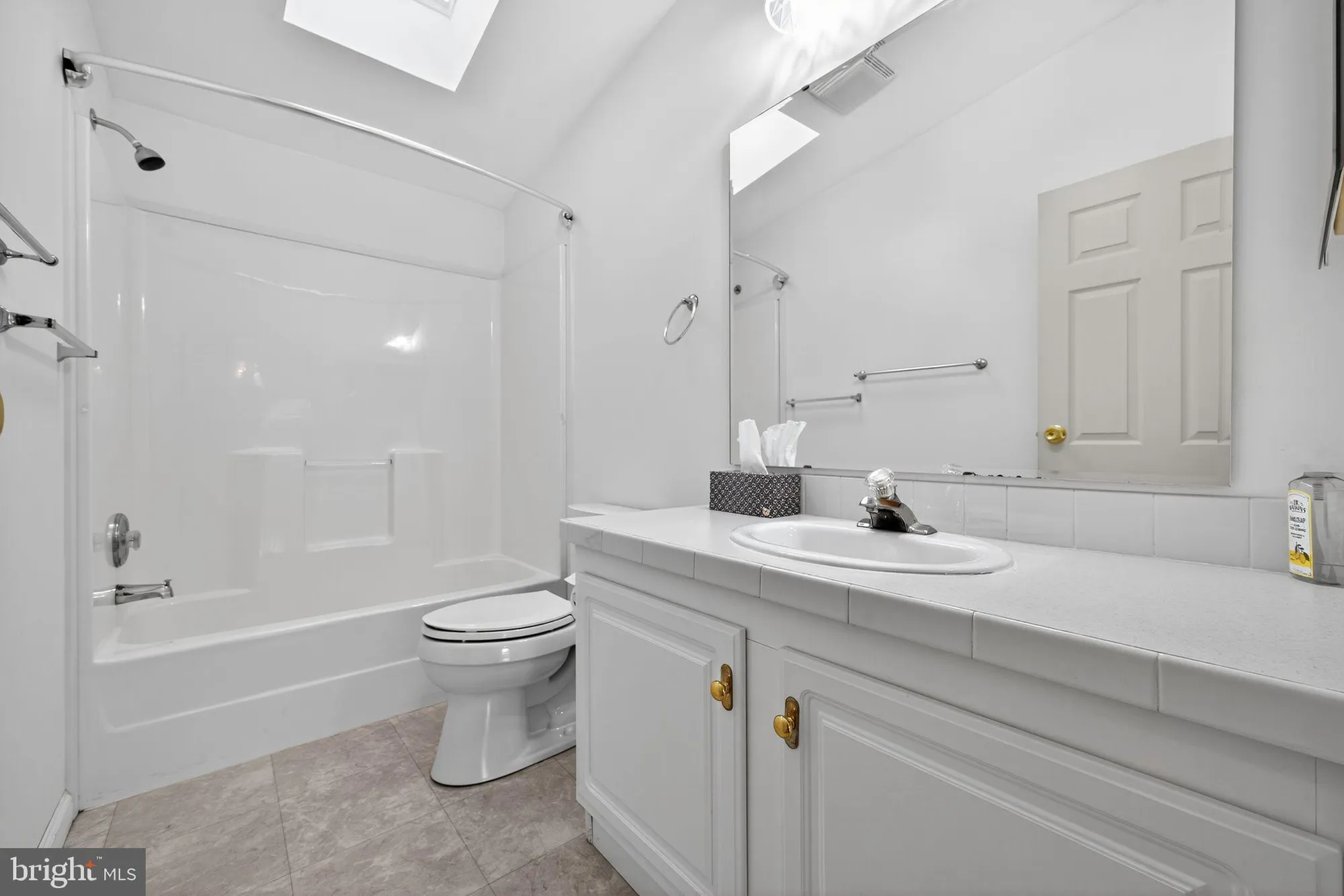 Property Slideshow image 15 of 24 | 601 village way, Royersford, PA, 19468