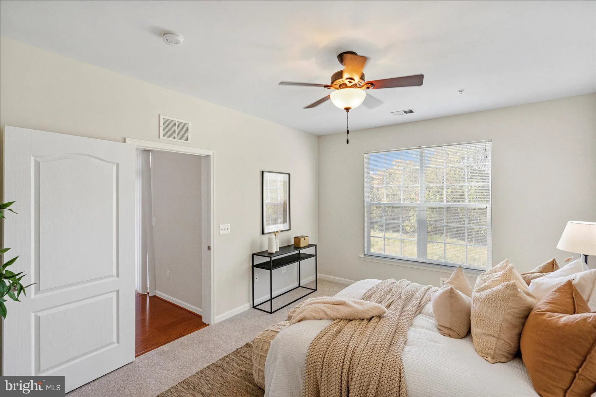 Property Slideshow image 32 of 42 | 601 quicksilver ct unit 203, Reisterstown, MD, 21136