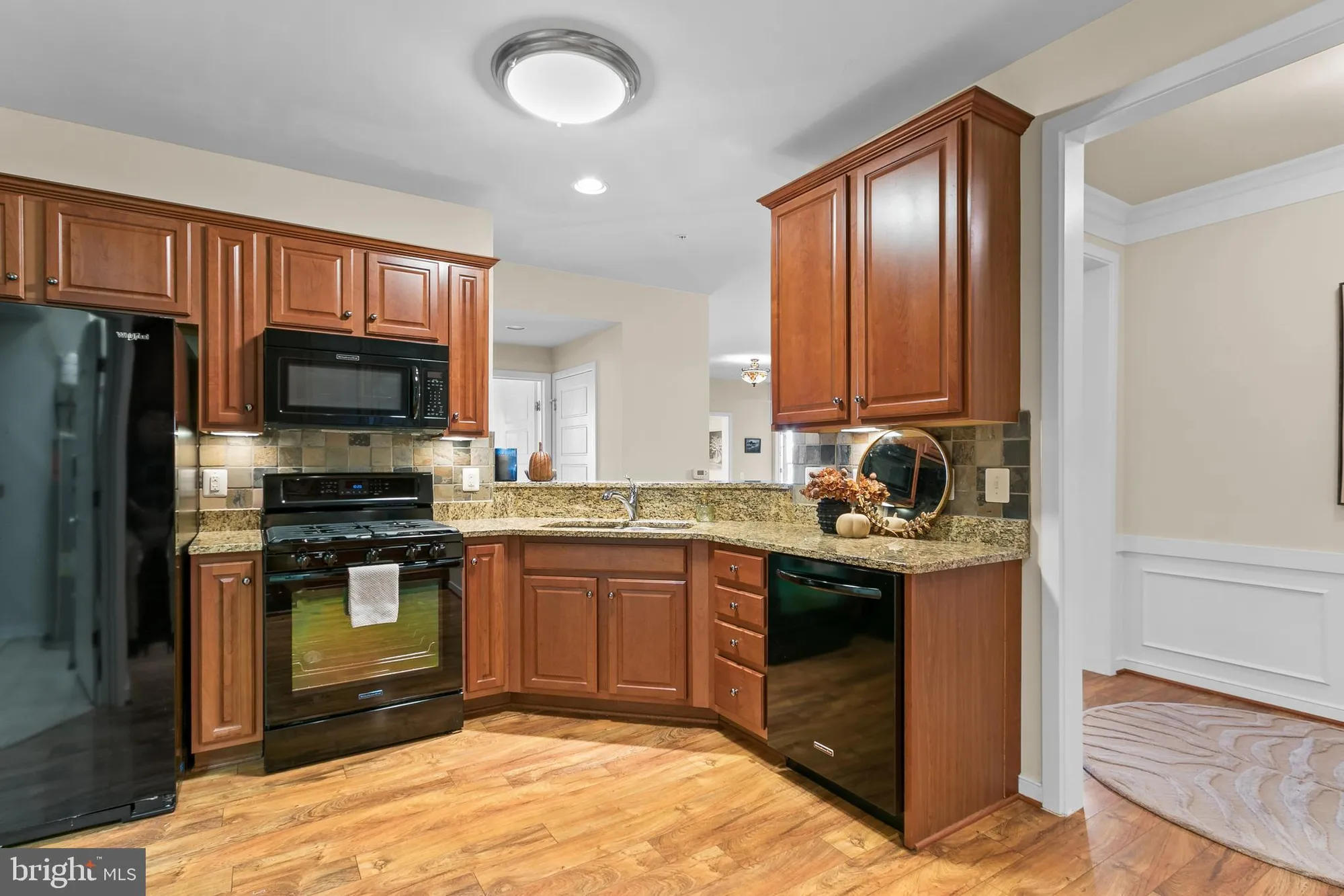 Property Slideshow image 8 of 94 | 8970 fascination ct apt 315, Lorton, VA, 22079