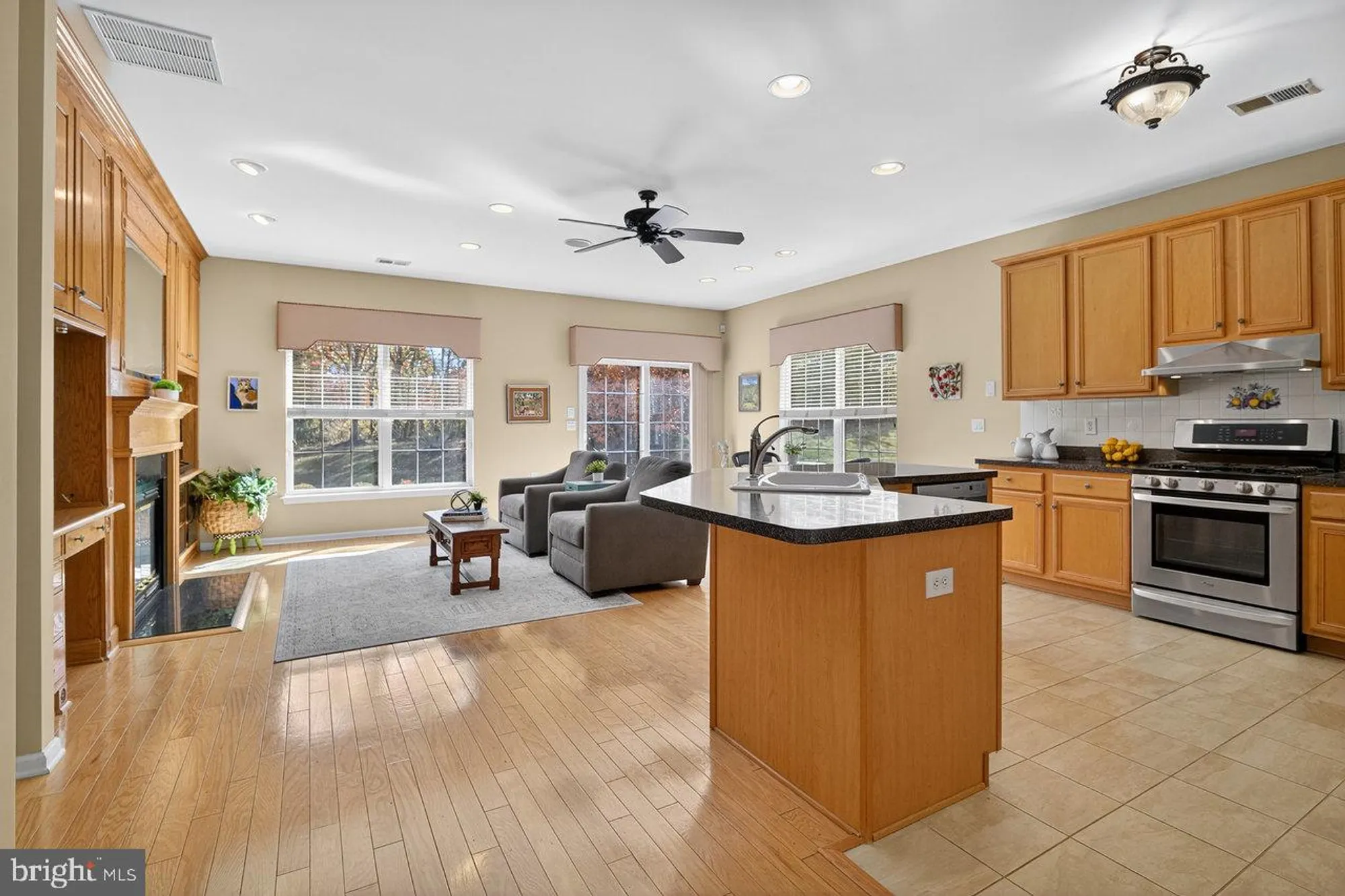 Property Slideshow image 13 of 35 | 55 rainflower ln, Princeton Junction, NJ, 08550