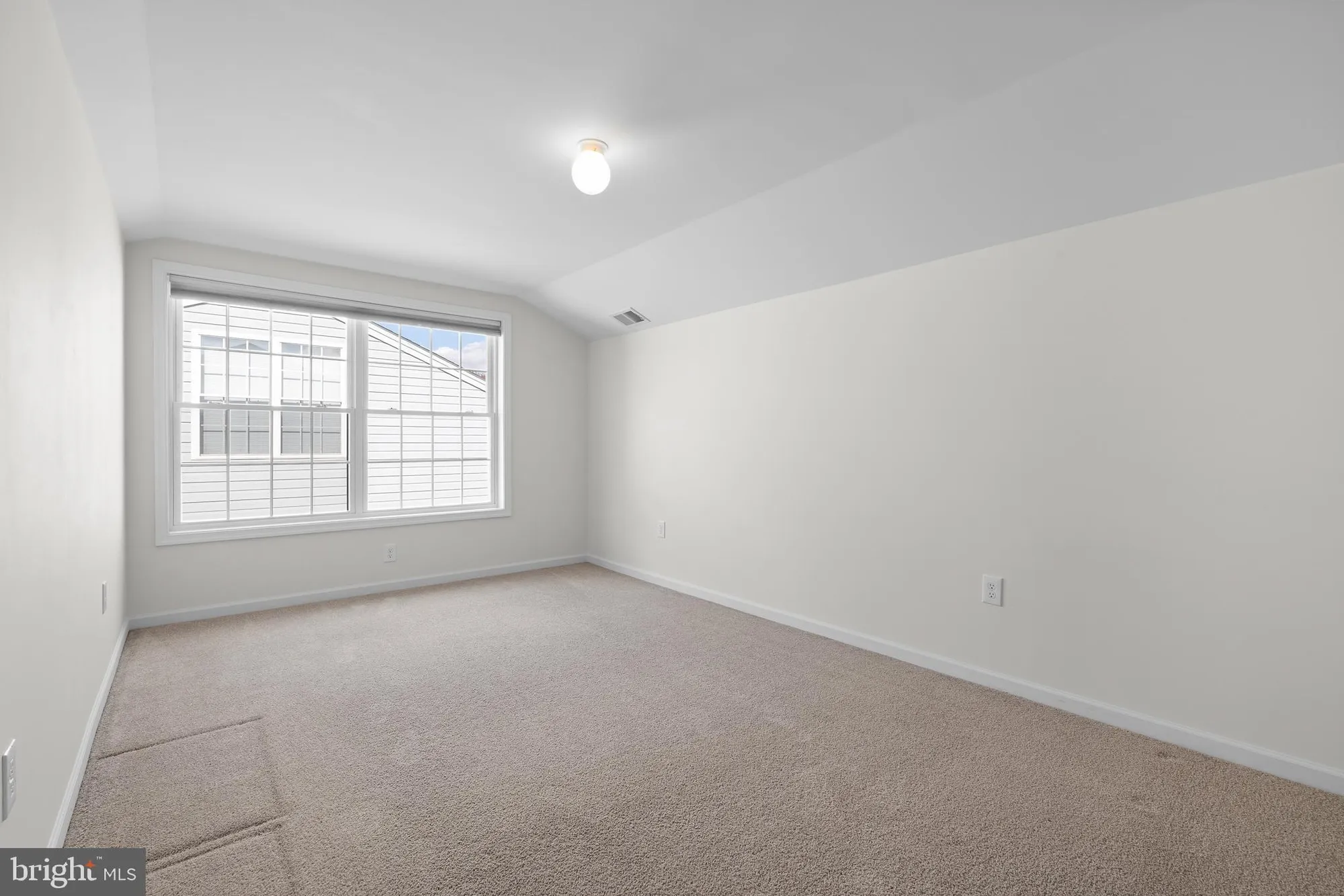 Property Slideshow image 7 of 23 | 1536 glasgow st 80, Pottstown, PA, 19464