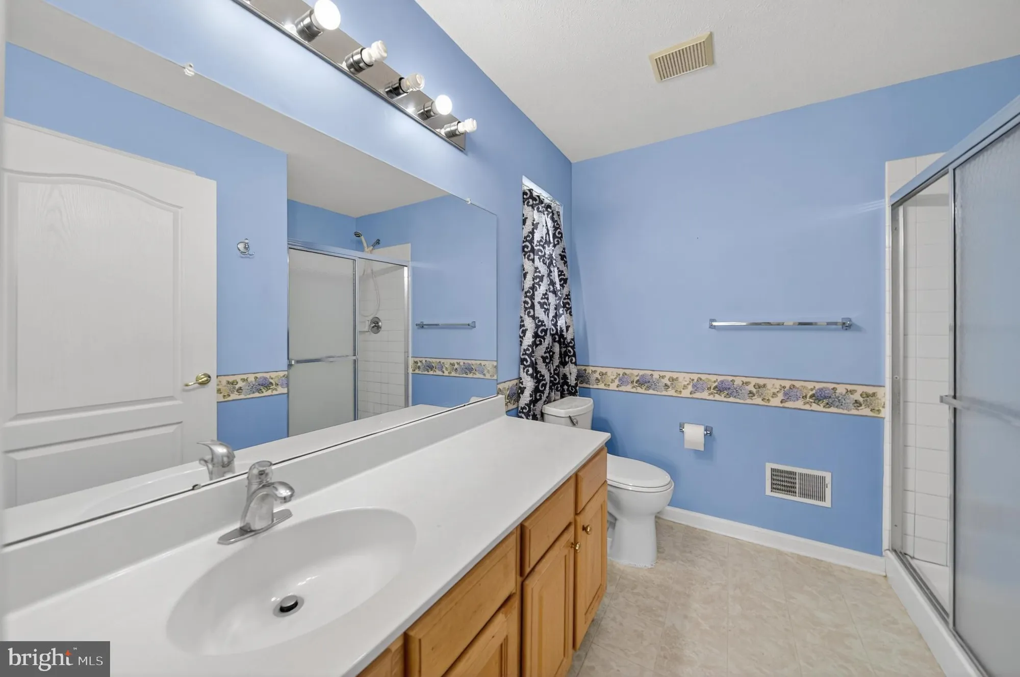 Property Slideshow image 20 of 25 | 39 fernbrooke dr, Westampton, NJ, 08060