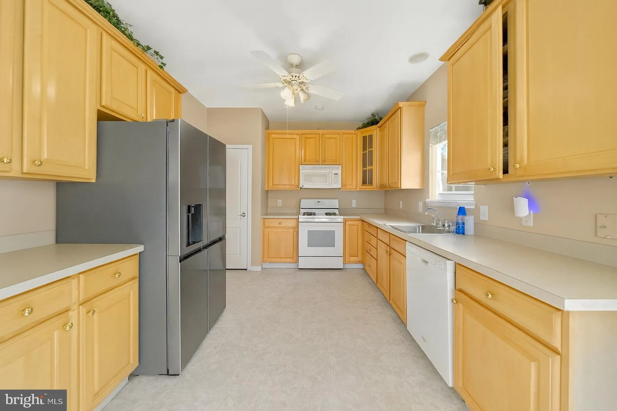 Property Slideshow image 5 of 25 | 39 fernbrooke dr, Westampton, NJ, 08060