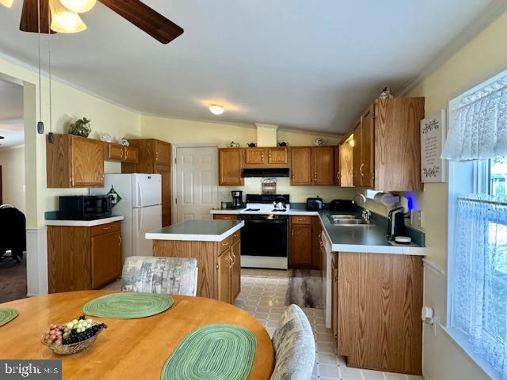 Property Slideshow image 11 of 50 | 12 tern ct, Elkton, MD, 21921