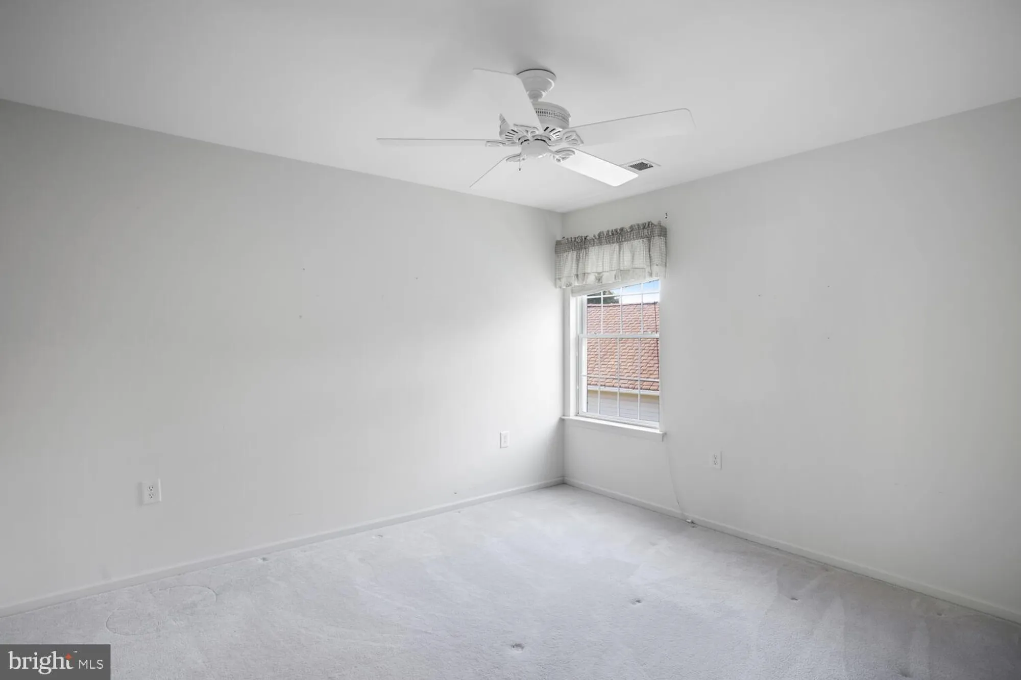 Property Slideshow image 38 of 45 | 46 belmar blvd, Waretown, NJ, 08758