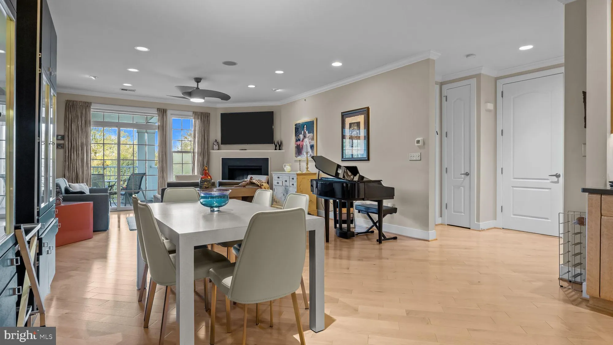 Property Slideshow image 14 of 37 | 4324 meridian blvd # 4324, Warrington, PA, 18976