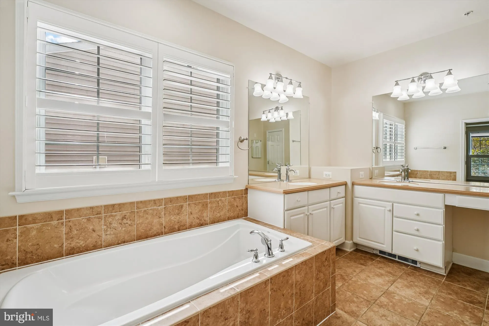 Property Slideshow image 19 of 54 | 9 montera ave, Fredericksburg, VA, 22406