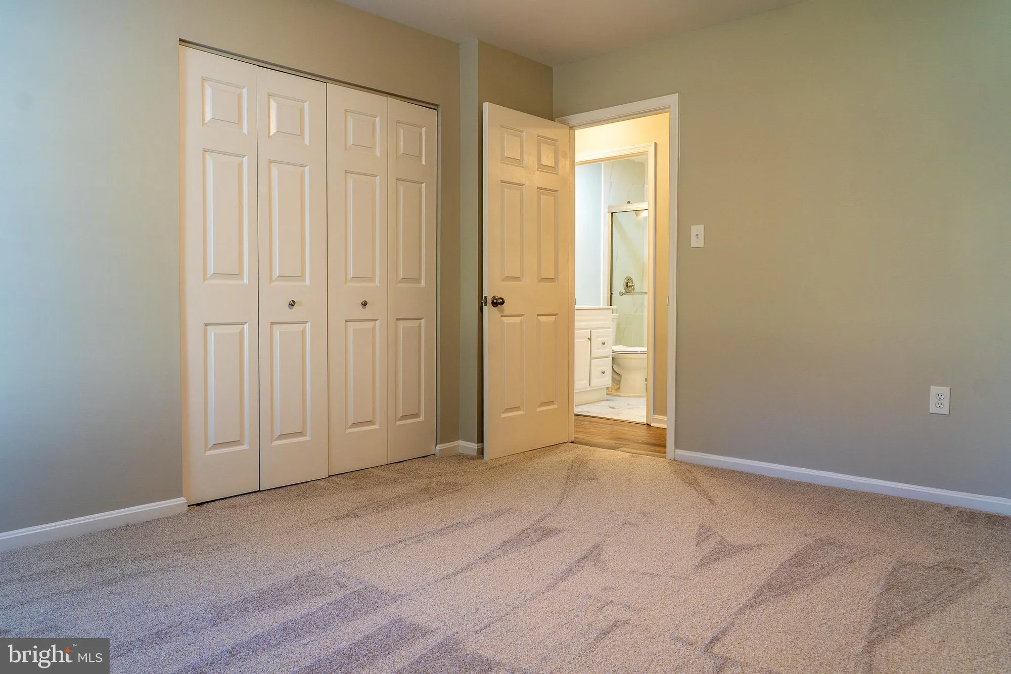 Property Slideshow image 20 of 25 | 1909 marconi cir, Annapolis, MD, 21401