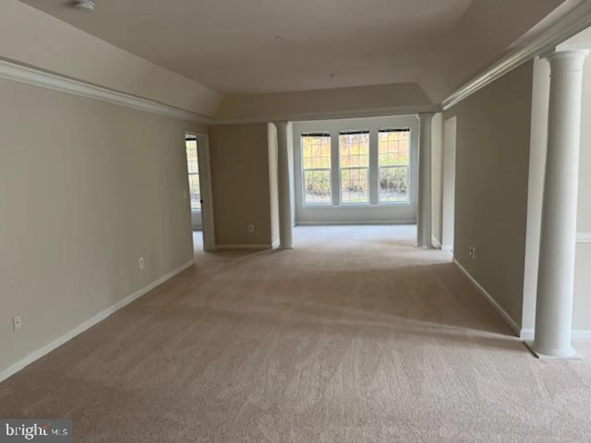 Property Slideshow image 16 of 26 | 8612 fluttering leaf trl 203, Odenton, MD, 21113