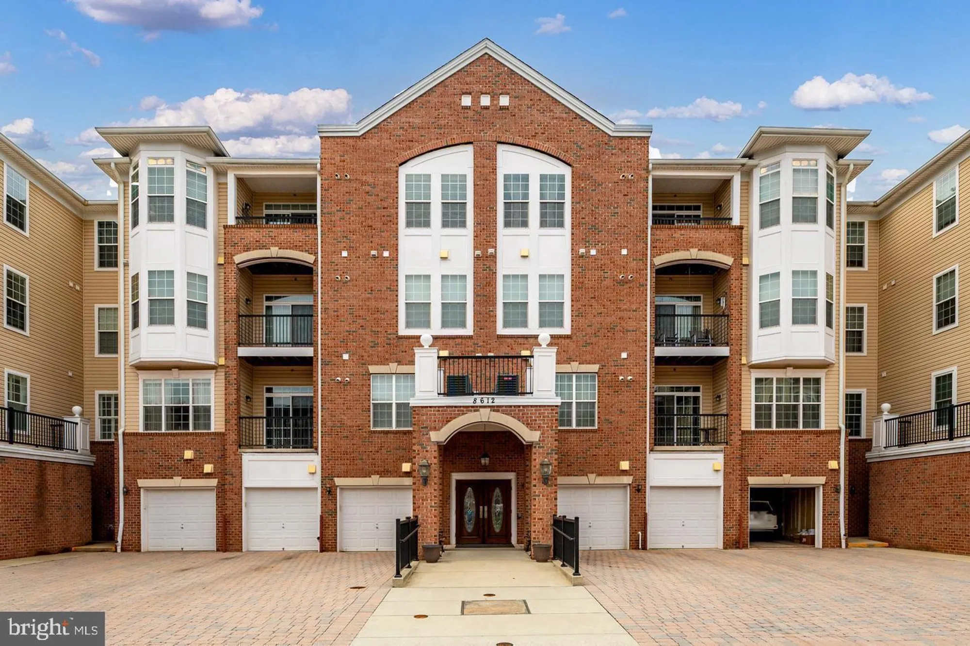 Property Slideshow image 1 of 26 | 8612 fluttering leaf trl 203, Odenton, MD, 21113
