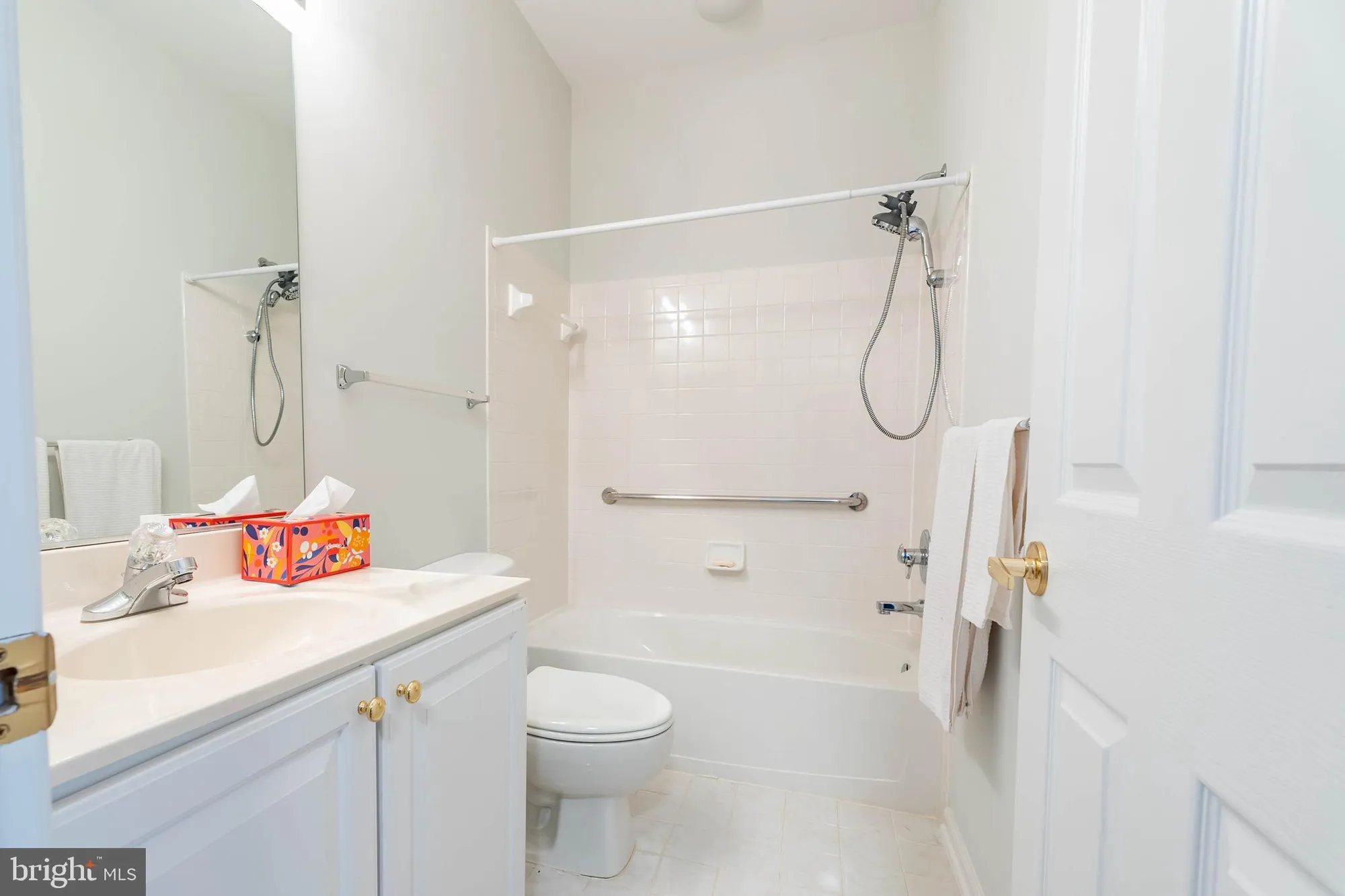 Property Slideshow image 23 of 55 | 6880 saddle run way, Gainesville, VA, 20155