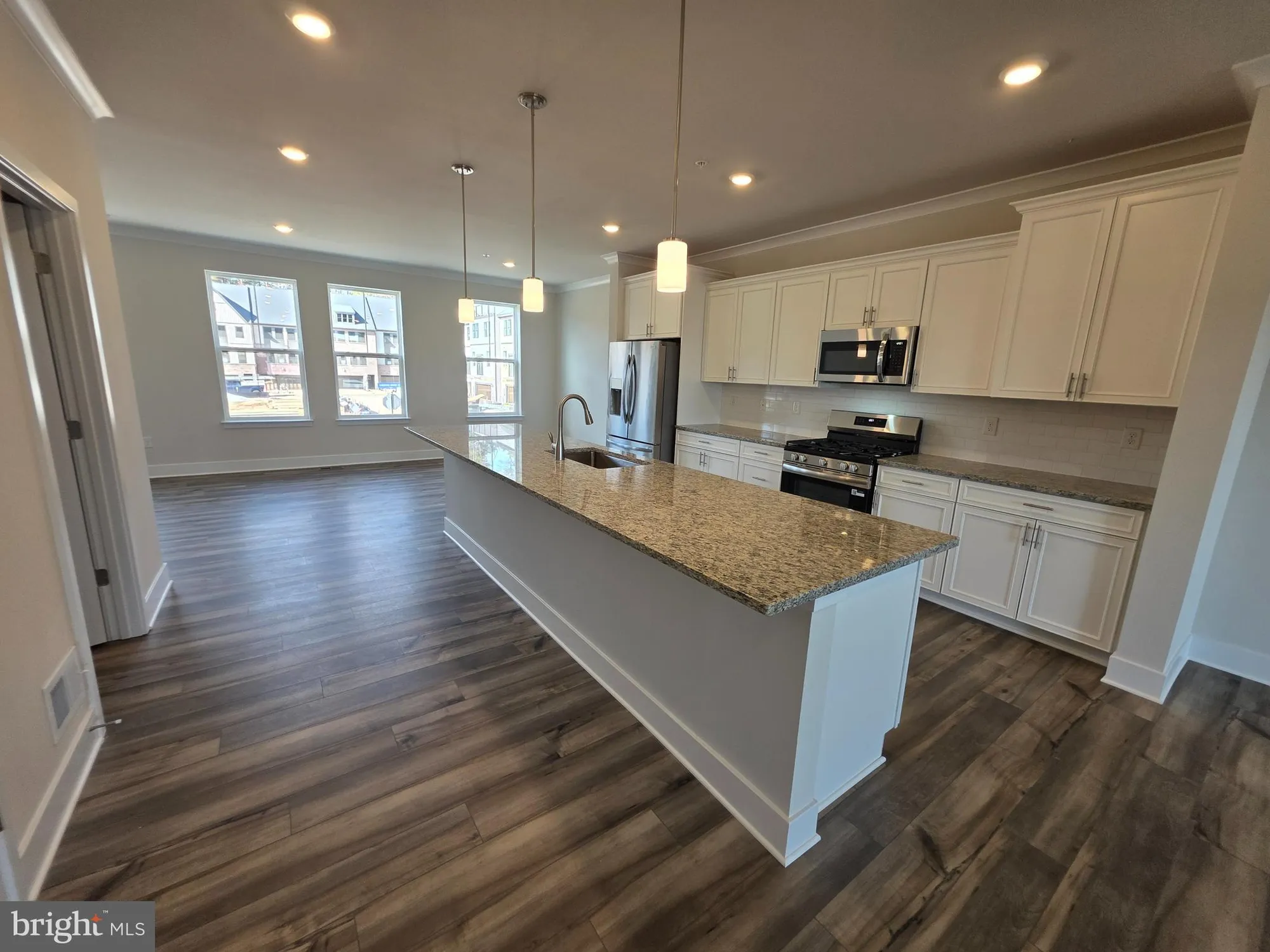 Property Slideshow image 11 of 38 | 1354 crested wood dr dr, Laurel, MD, 20724