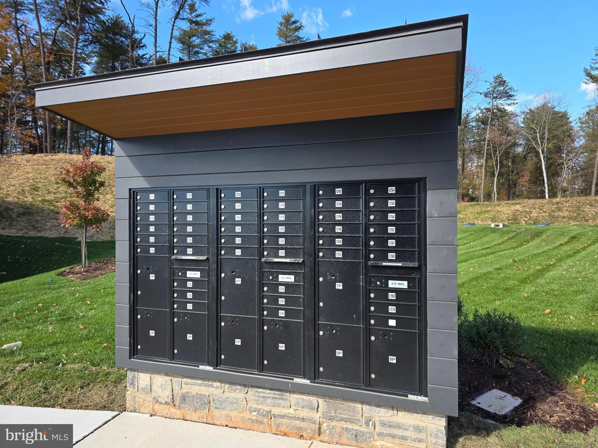 Property Slideshow image 32 of 38 | 1354 crested wood dr dr, Laurel, MD, 20724