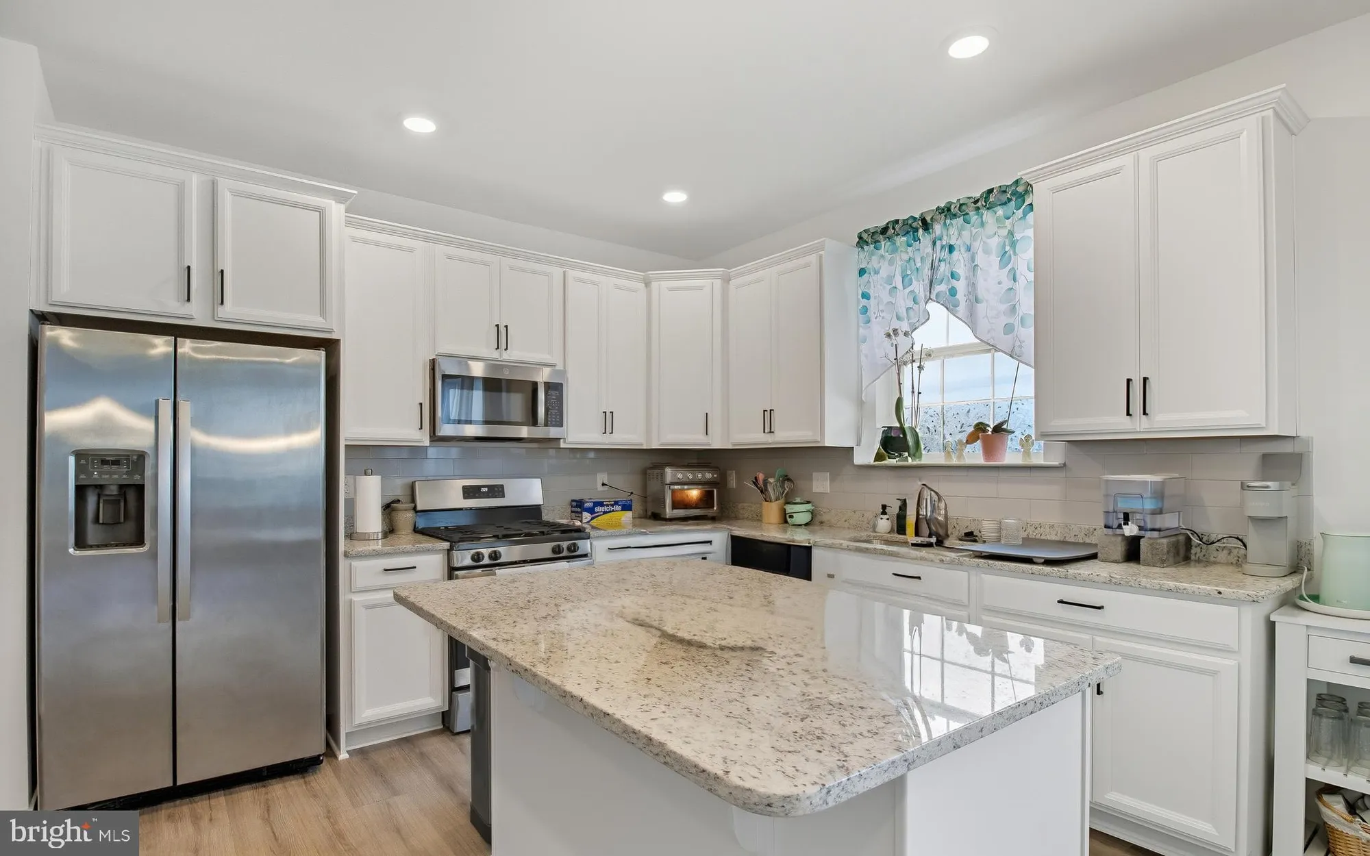 Property Slideshow image 6 of 38 | 21 nature way, Eastampton, NJ, 08060