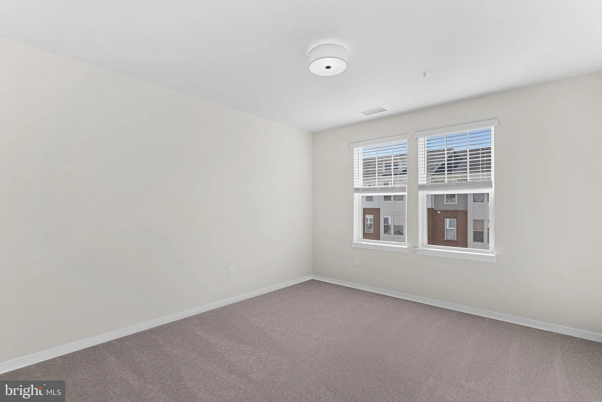 Property Slideshow image 26 of 44 | 750 mount airy ter ne unit 304, Leesburg, VA, 20176