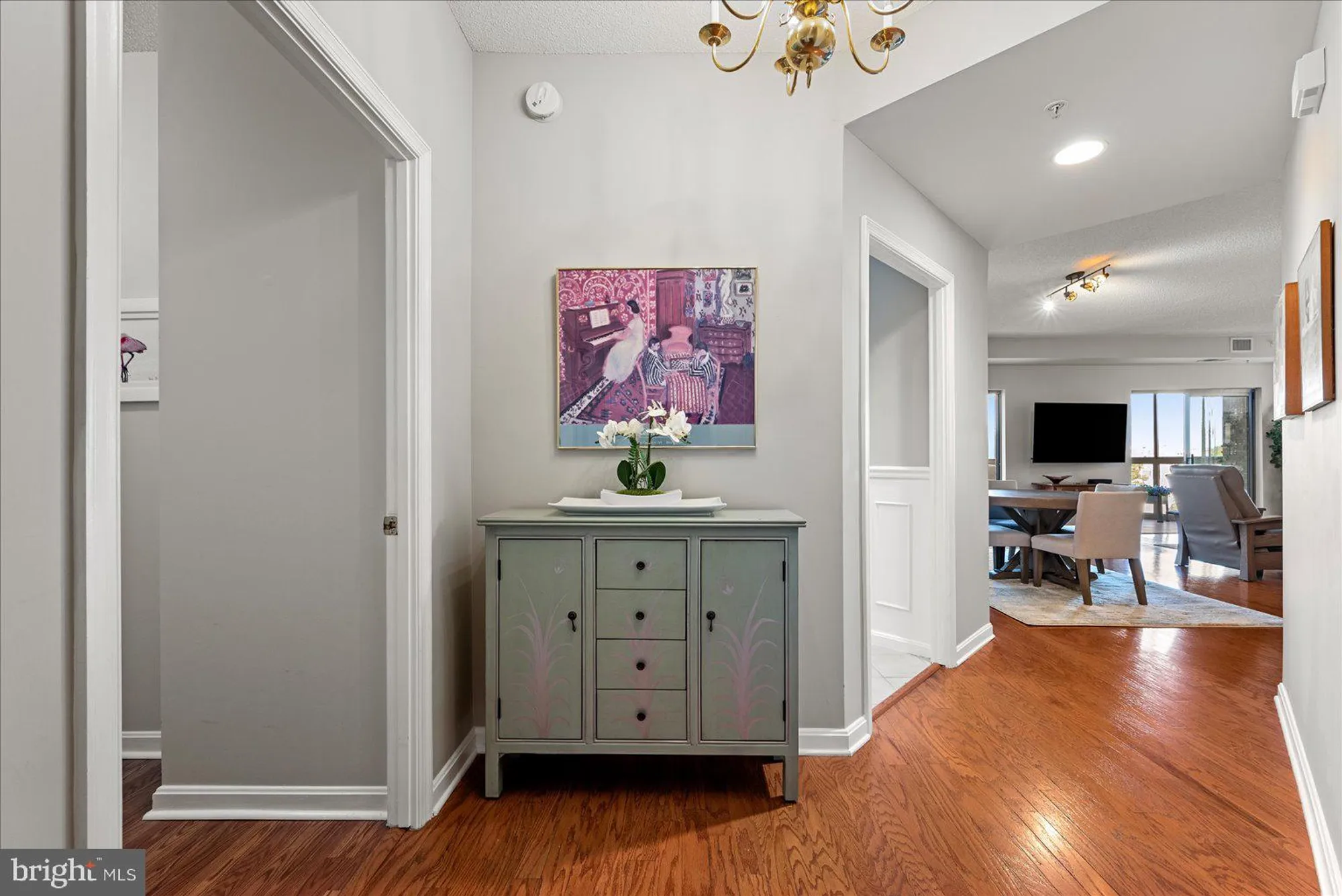 Property Slideshow image 2 of 44 | 19375 cypress ridge ter 207, Leesburg, VA, 20176