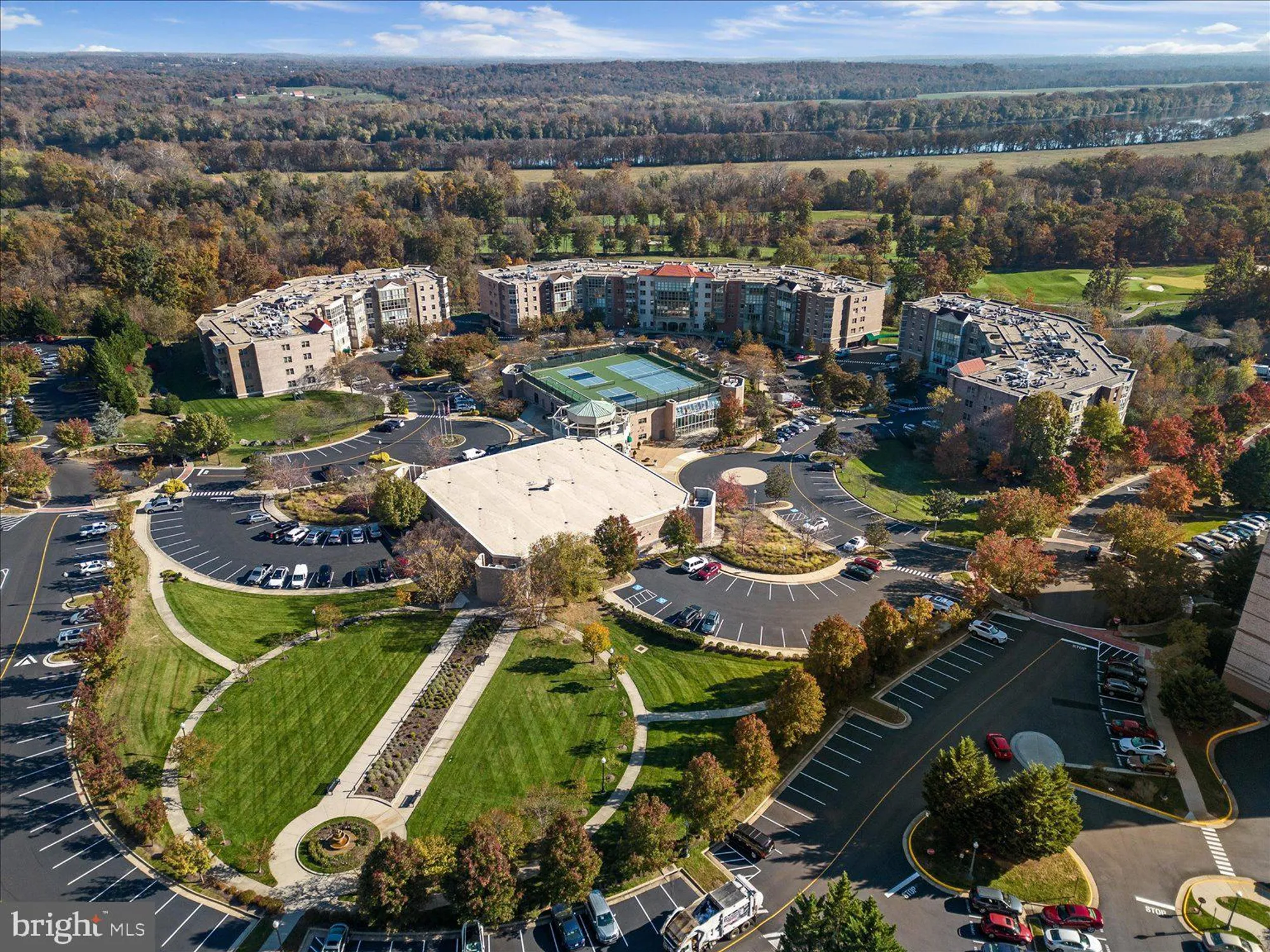 Property Slideshow image 36 of 44 | 19375 cypress ridge ter 207, Leesburg, VA, 20176