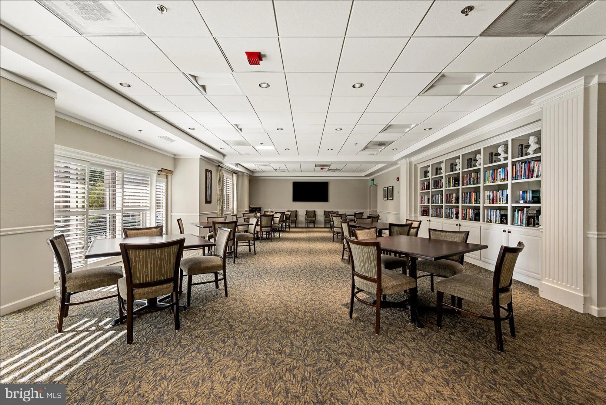 Property Slideshow image 24 of 44 | 19375 cypress ridge ter 207, Leesburg, VA, 20176