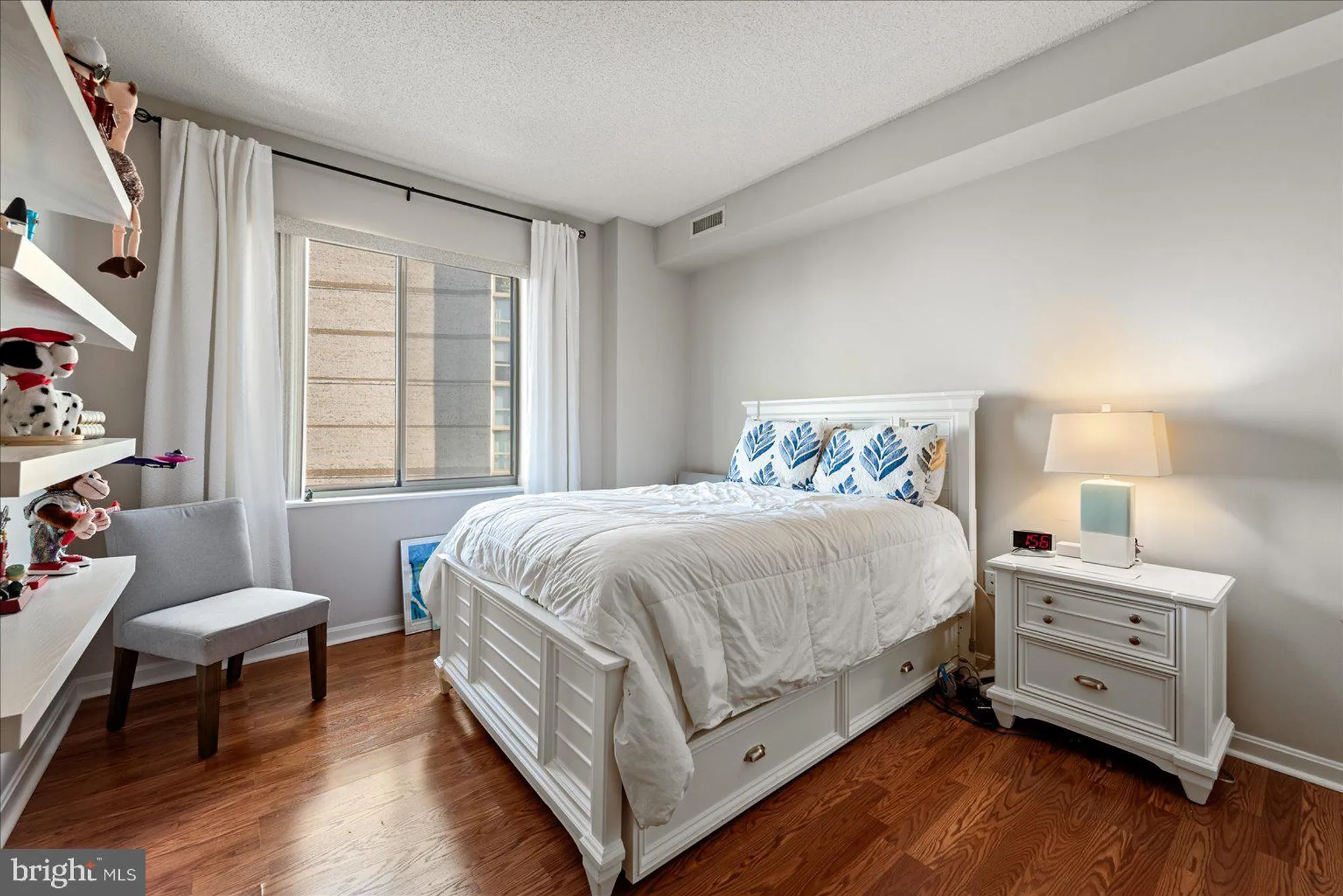 Property Slideshow image 20 of 44 | 19375 cypress ridge ter 207, Leesburg, VA, 20176