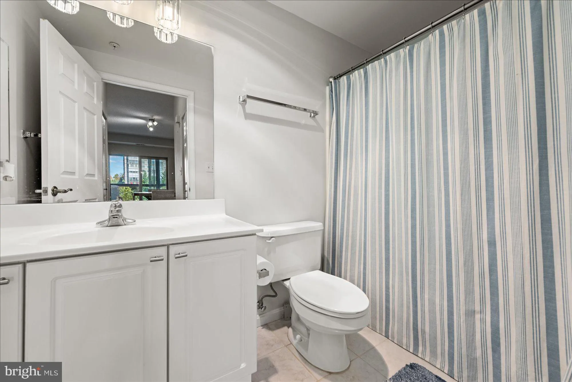 Property Slideshow image 22 of 44 | 19375 cypress ridge ter 207, Leesburg, VA, 20176