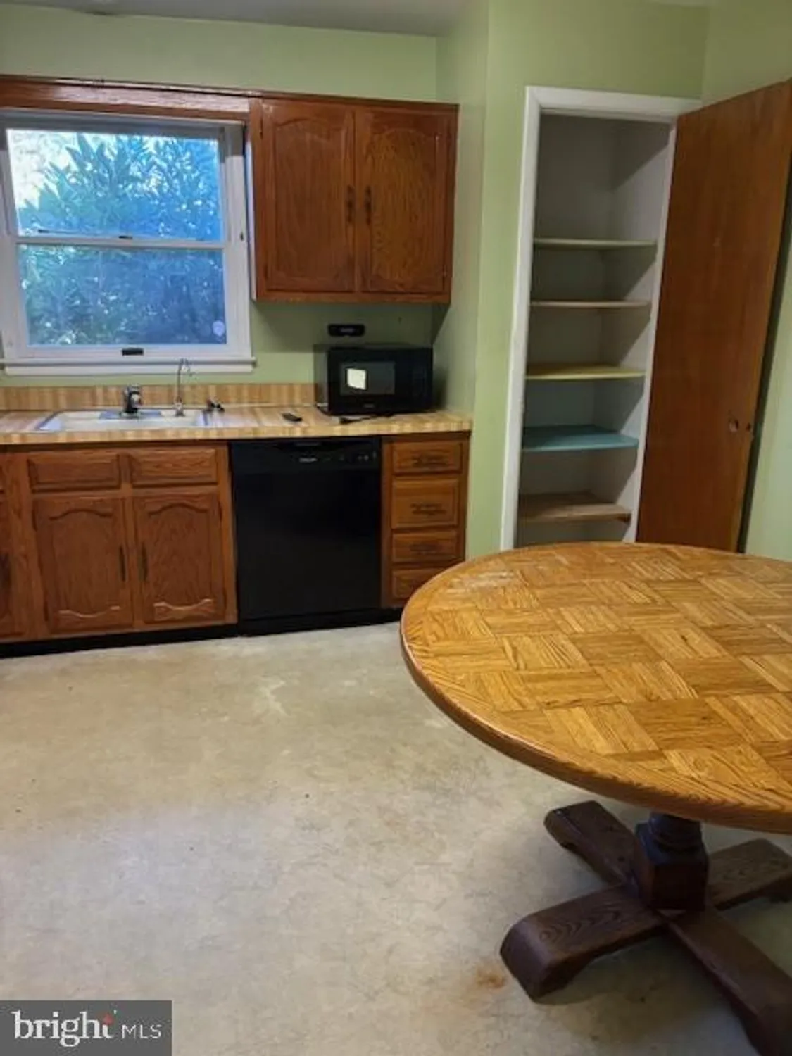 Property Slideshow image 4 of 19 | 10 acorn rd, Stafford Township, NJ, 08050