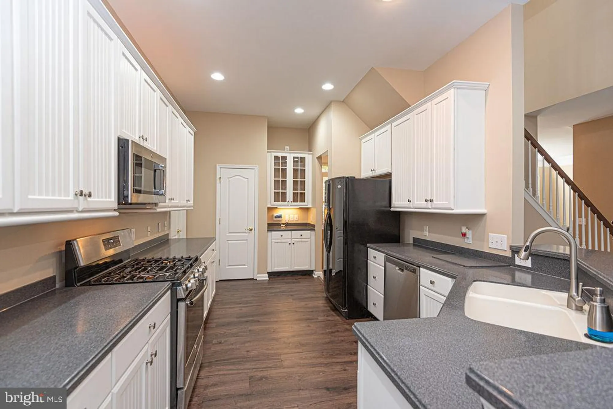 Property Slideshow image 12 of 73 | 8 long point ct, Ocean Pines, MD, 21811