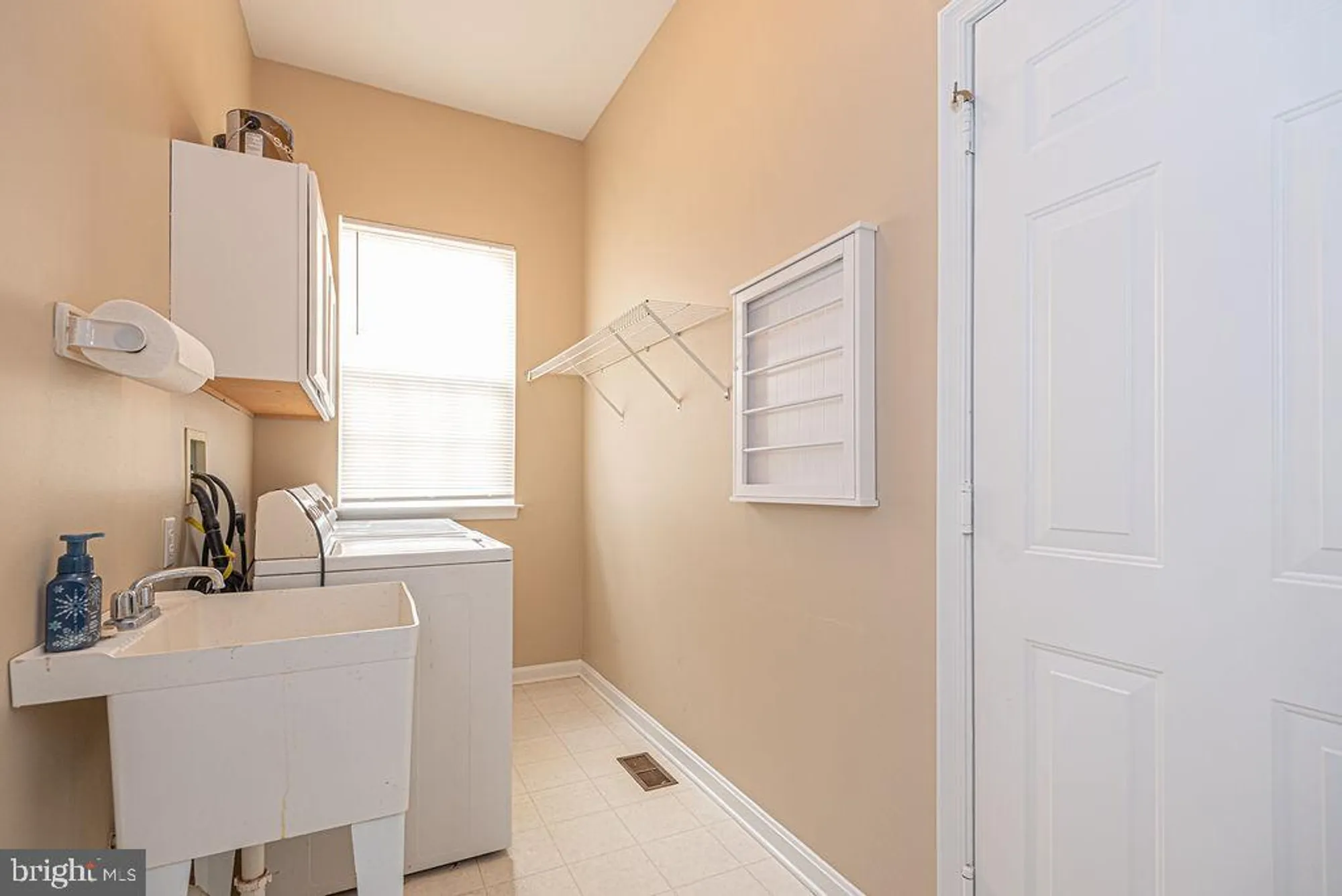 Property Slideshow image 54 of 73 | 8 long point ct, Ocean Pines, MD, 21811