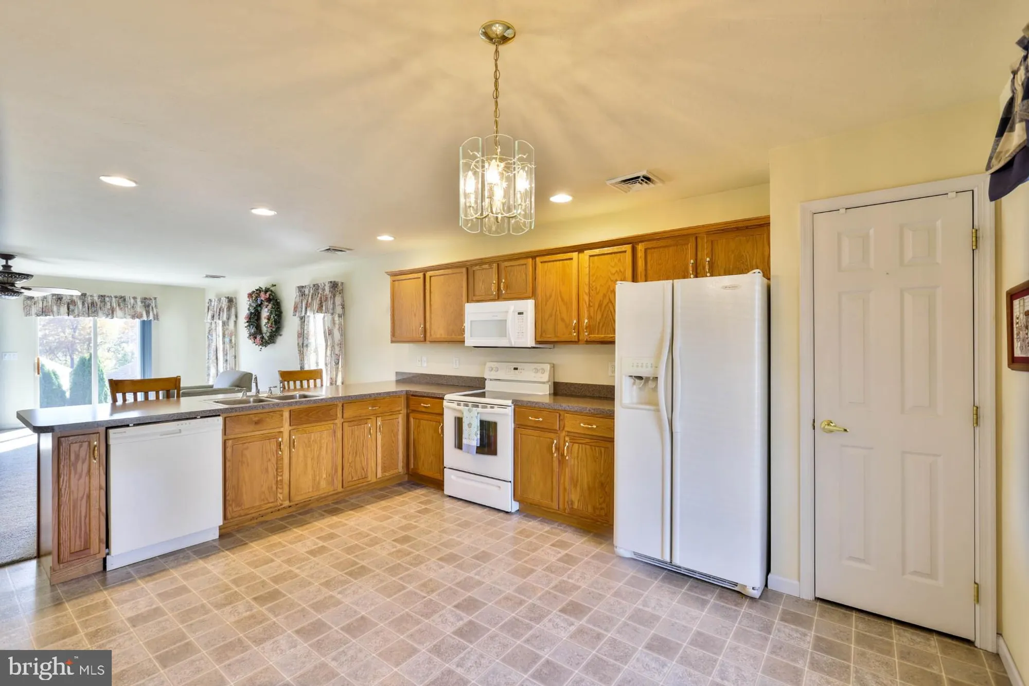 Property Slideshow image 14 of 45 | 21 lantern ln, Shippensburg, PA, 17257