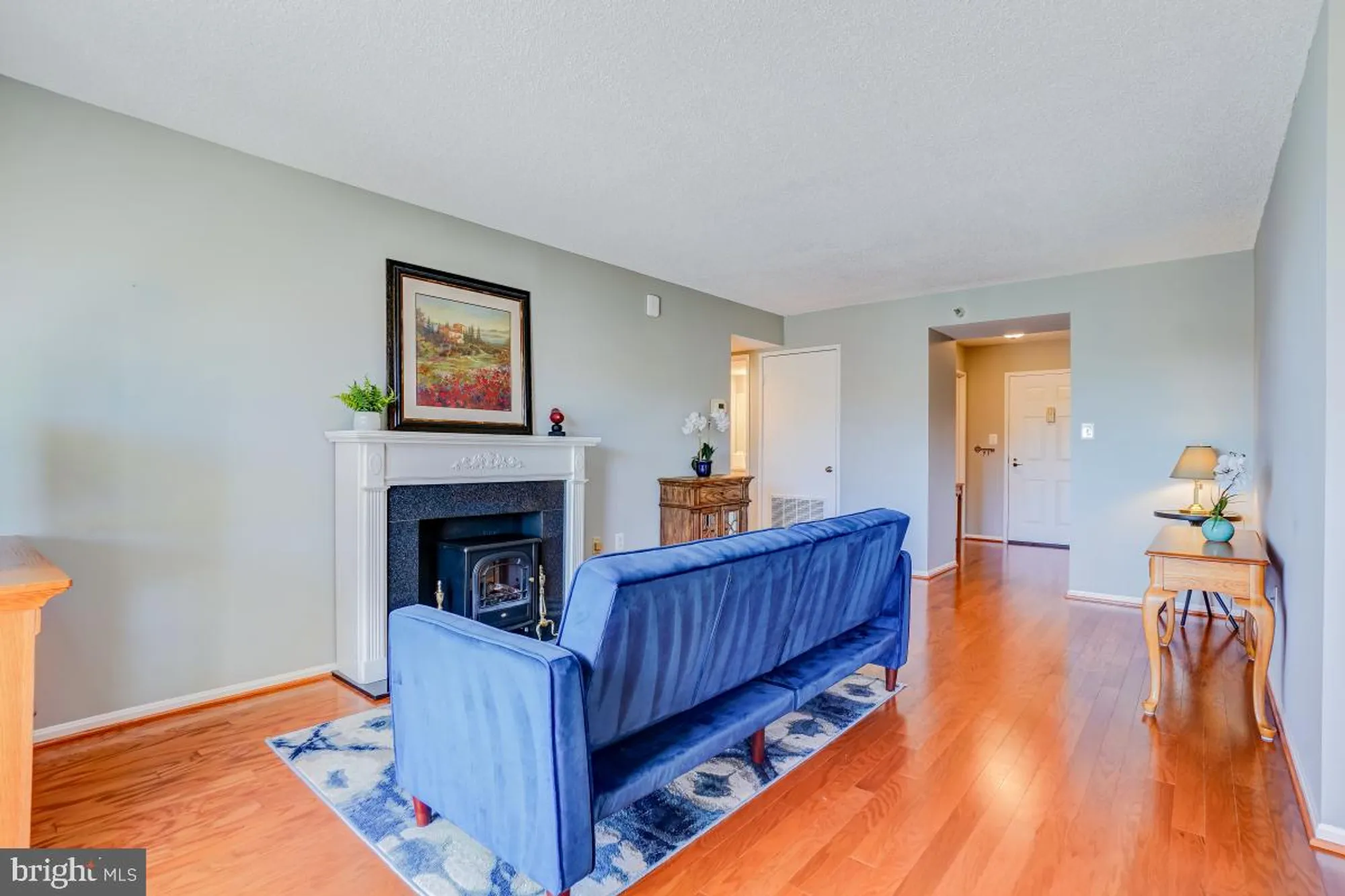 Property Slideshow image 5 of 33 | 15101 interlachen dr 1-625, Silver Spring, MD, 20906