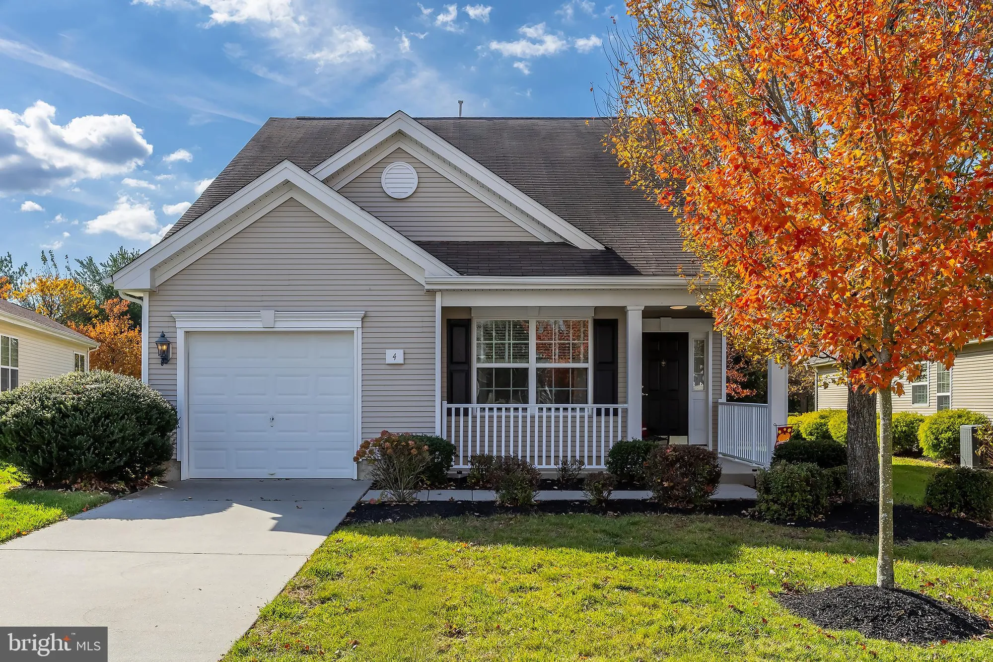 Property Slideshow image 1 of 47 | 4 hylton rd, Woolwich Twp, NJ, 08085