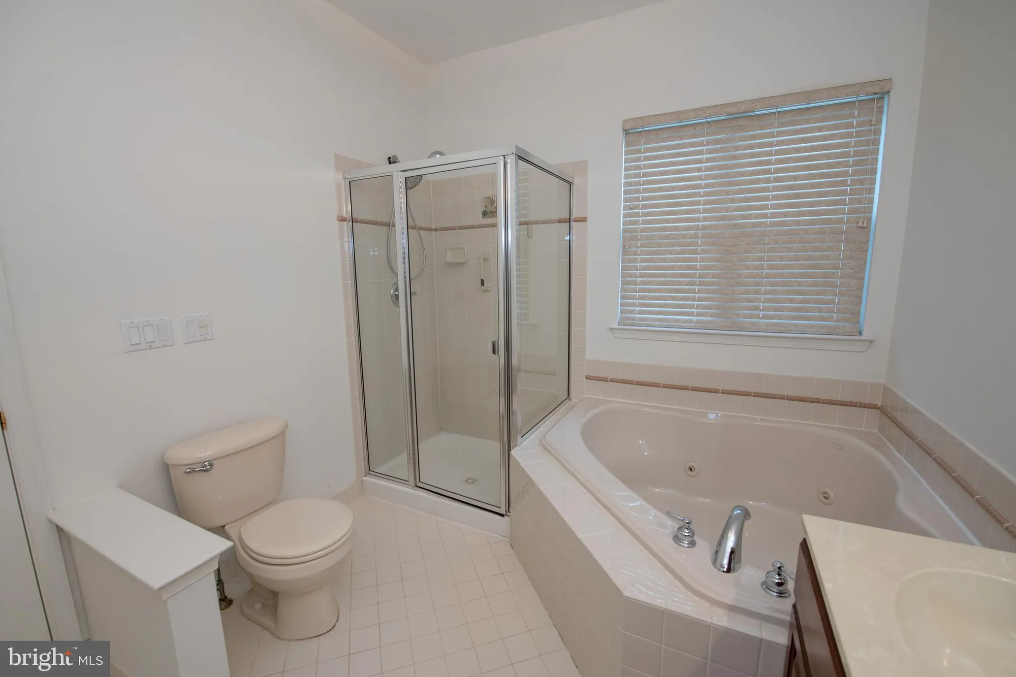 Property Slideshow image 62 of 101 | 625 n settlers cir, Warrington, PA, 18976