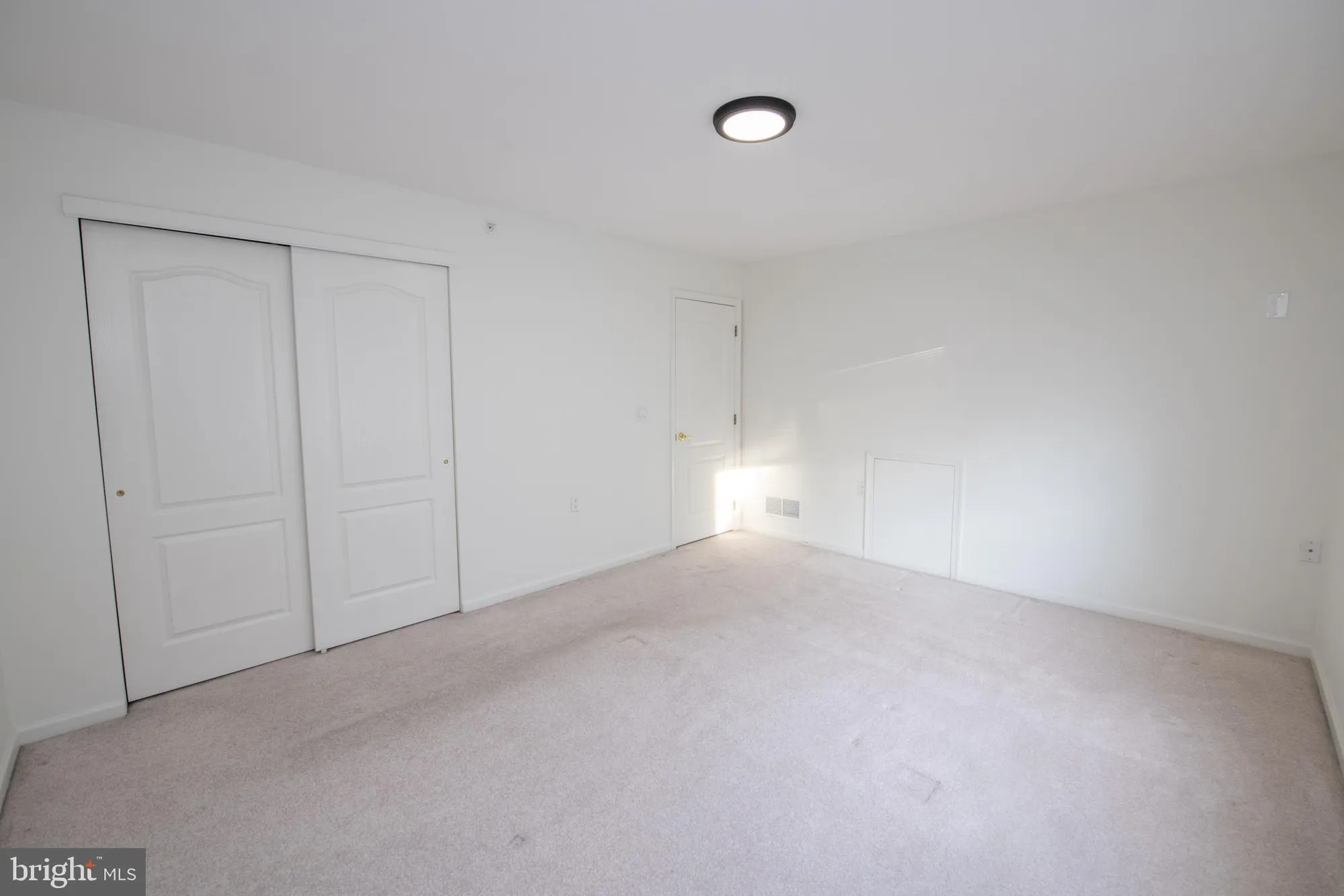 Property Slideshow image 69 of 101 | 625 n settlers cir, Warrington, PA, 18976