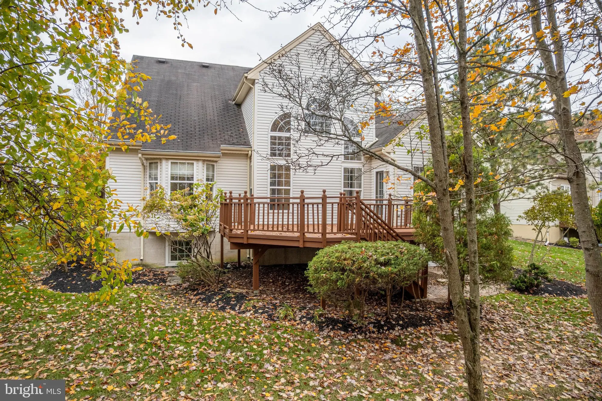 Property Slideshow image 9 of 101 | 625 n settlers cir, Warrington, PA, 18976