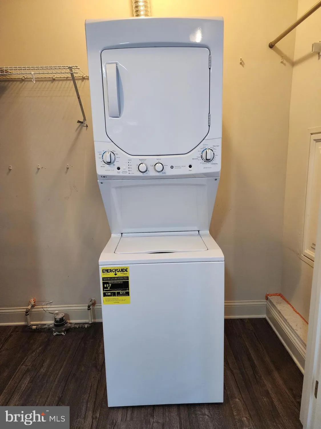 Property Slideshow image 17 of 35 | 3000 fountainview cir # 3411, Newark, DE, 19713