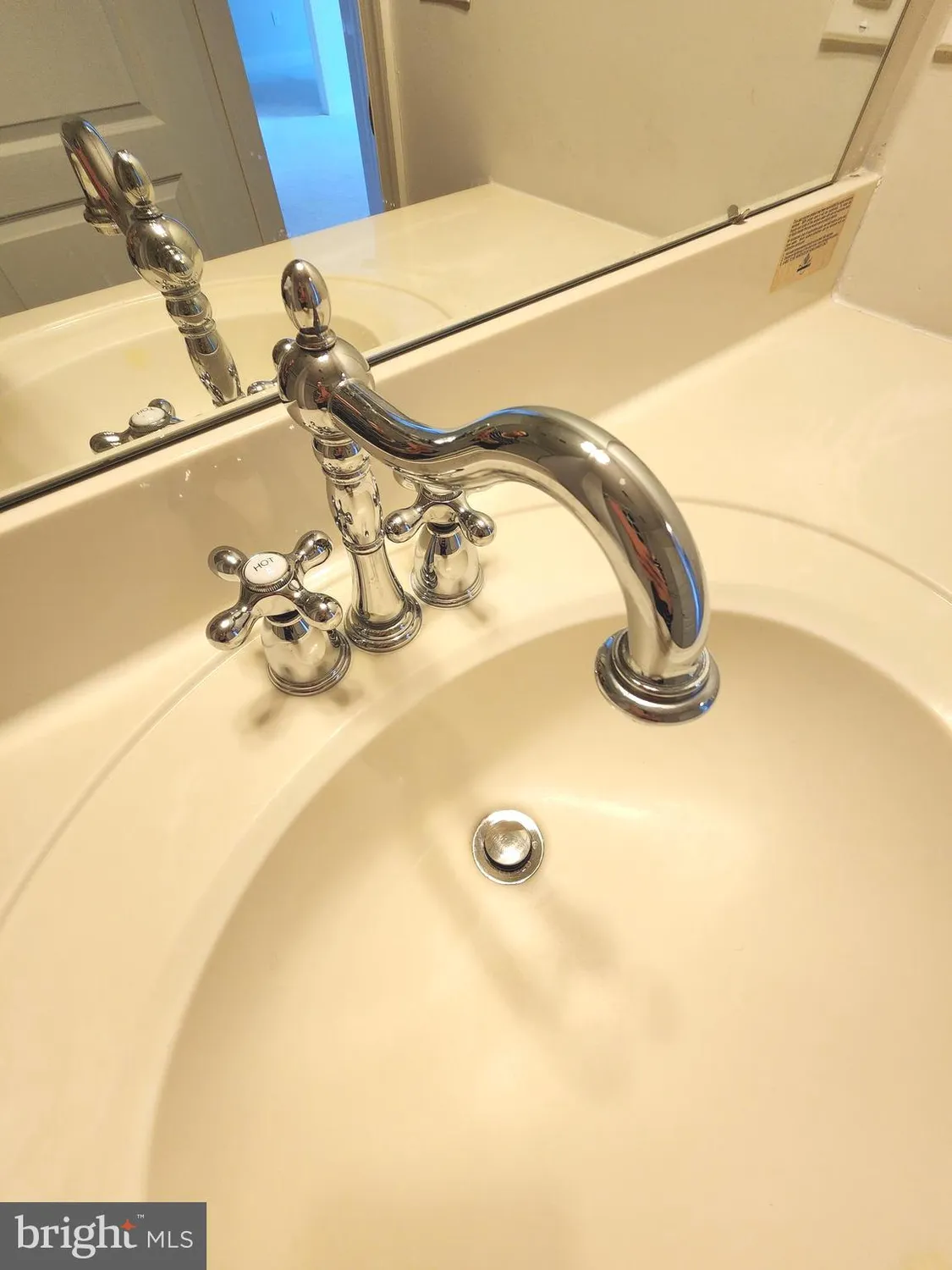 Property Slideshow image 31 of 35 | 3000 fountainview cir # 3411, Newark, DE, 19713