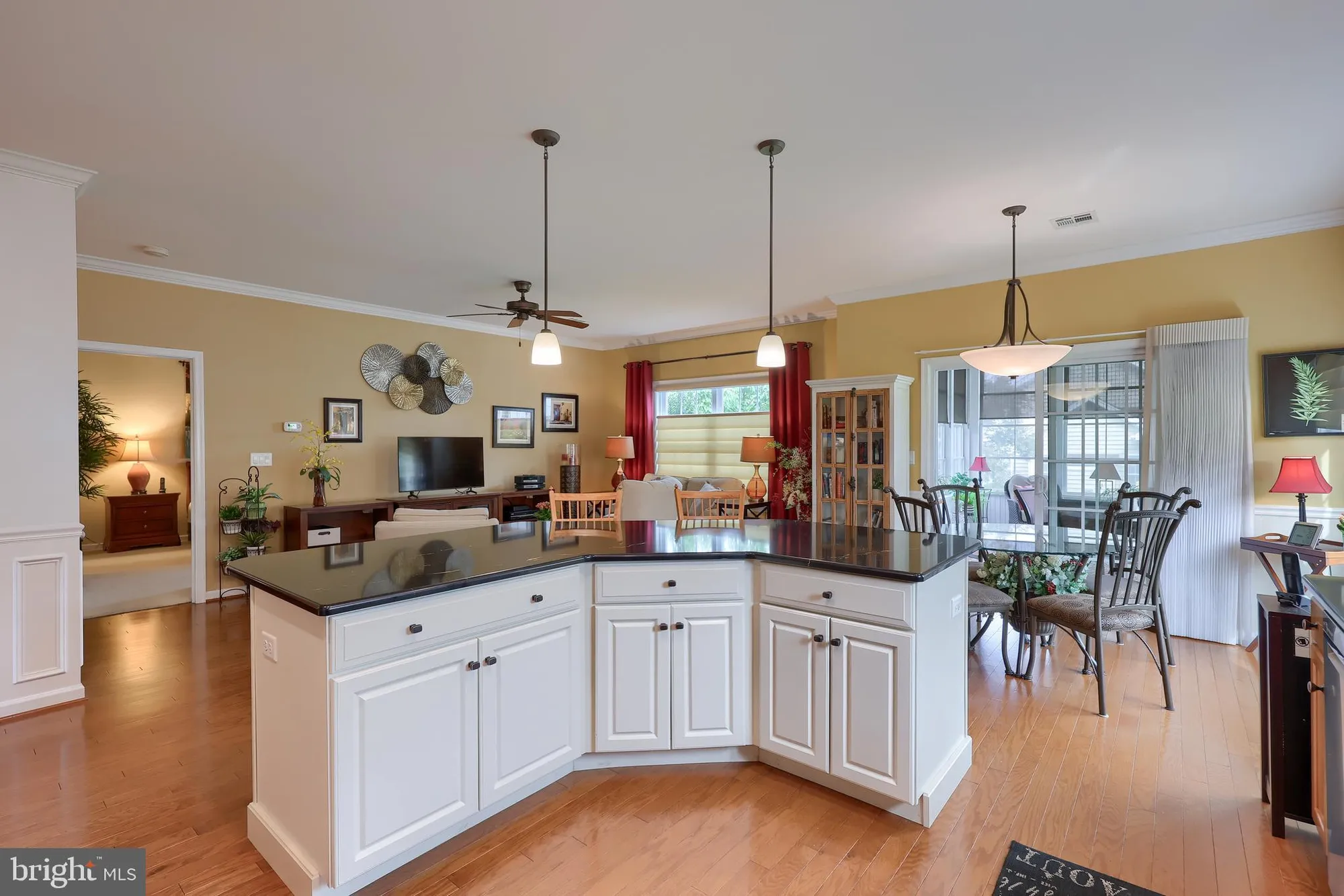 Property Slideshow image 14 of 48 | 1393 james way, Mount Joy, PA, 17552